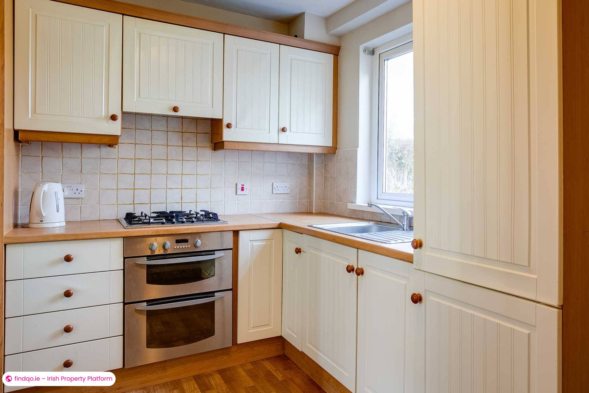 Semi-detached house for Sale in Stillorgan, Dublin (County)