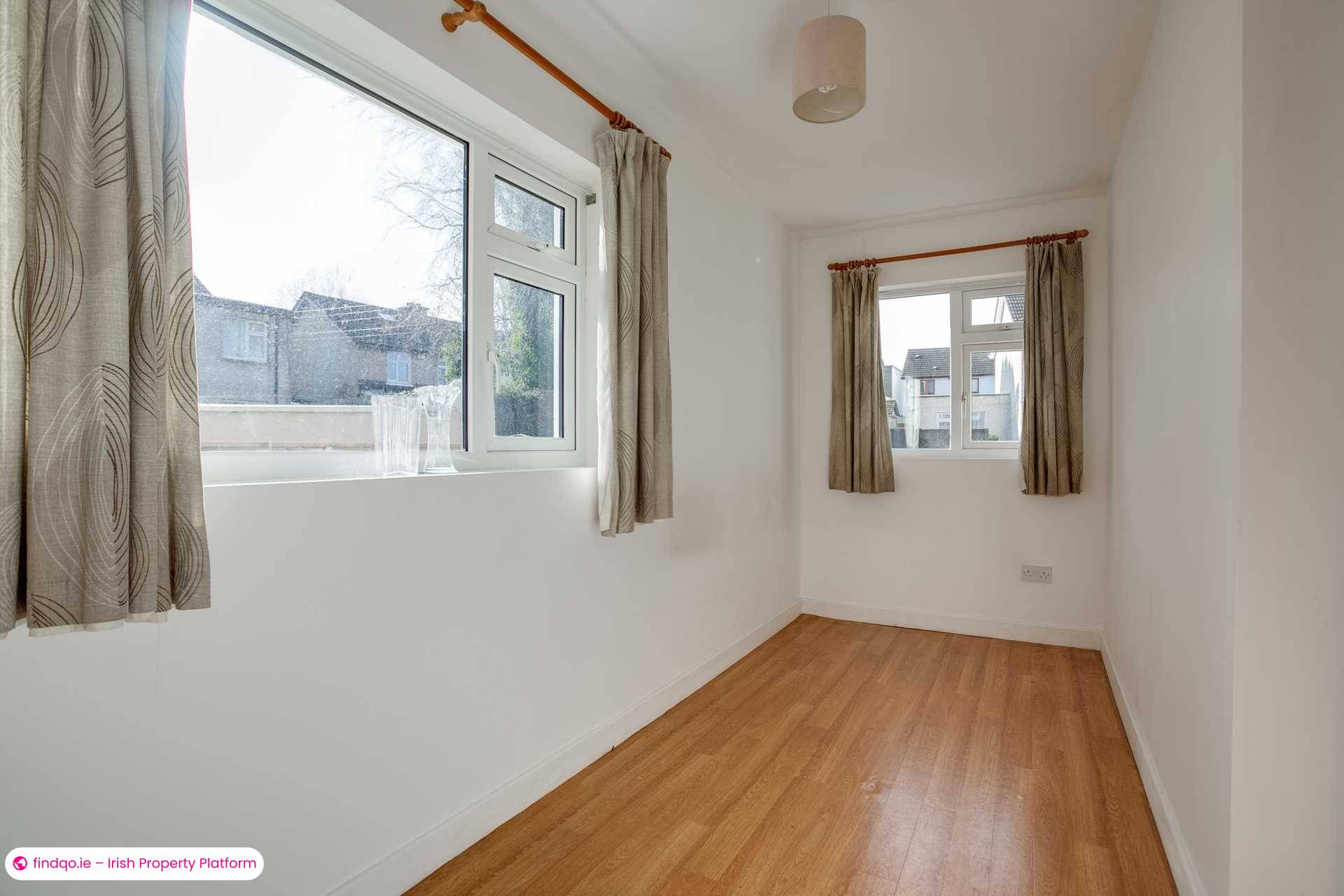 Semi-detached house for Sale in Stillorgan, Dublin (County)