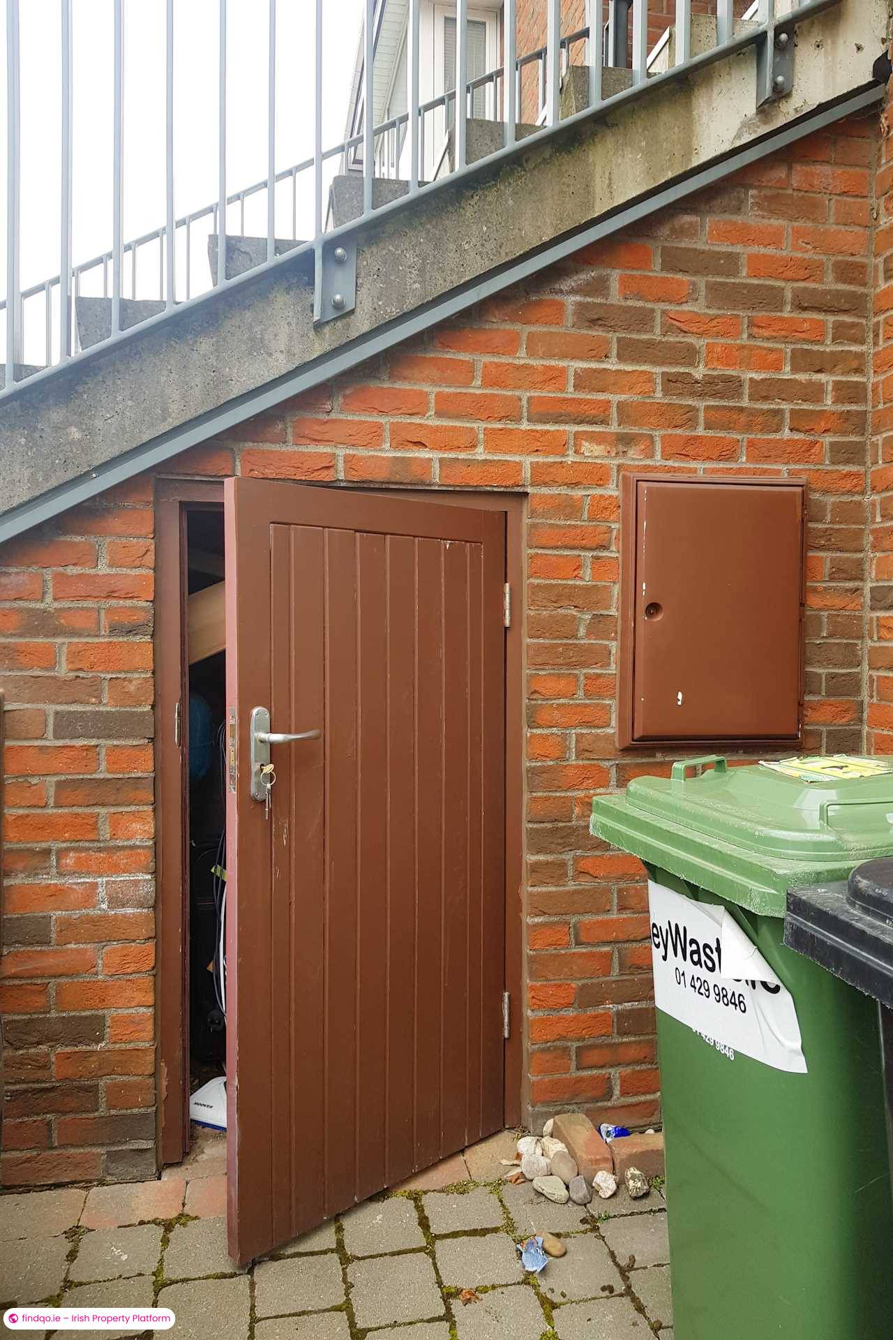 Terraced house for Sale in Dublin 18
