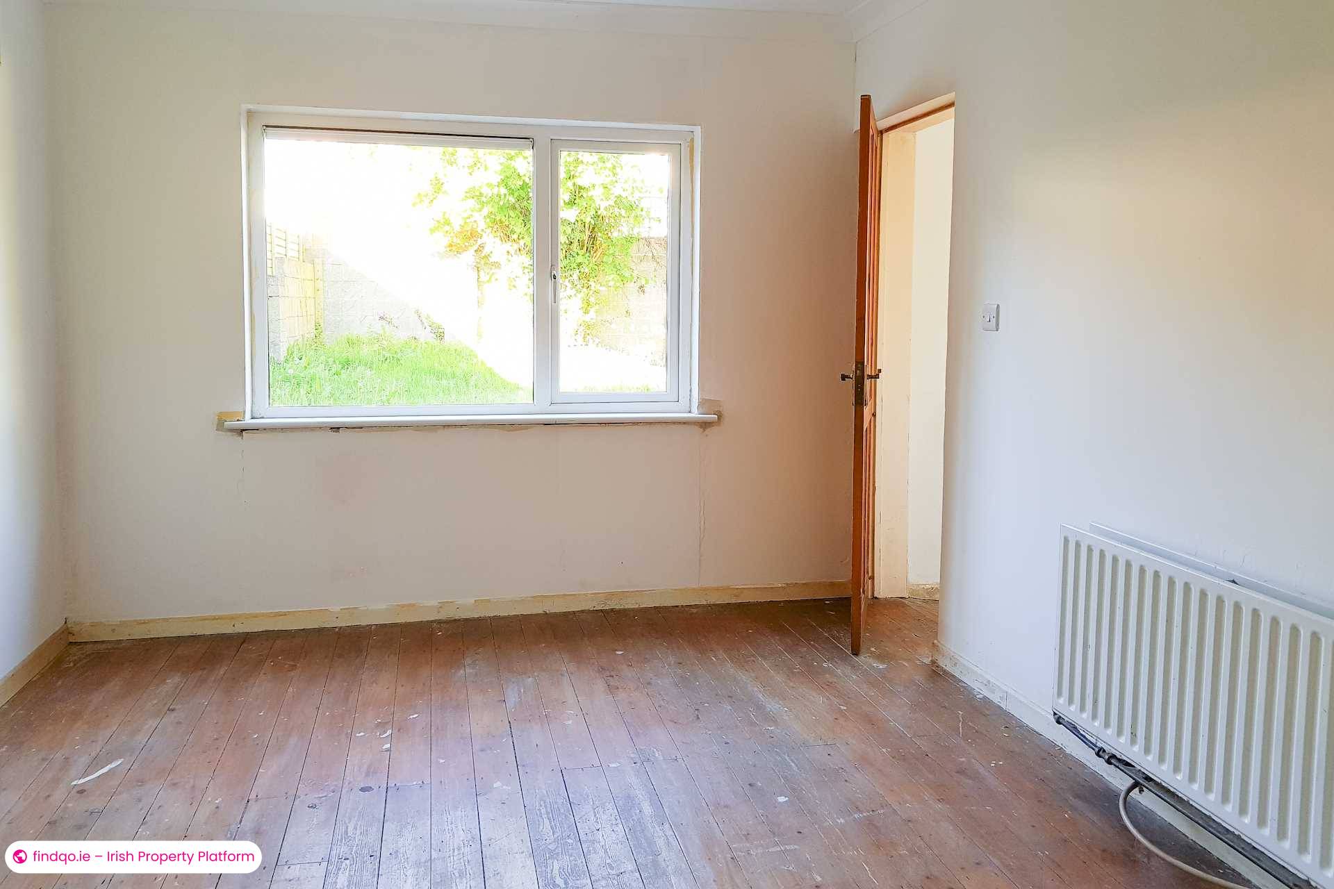 Semi-detached house for Sale in Dublin 24