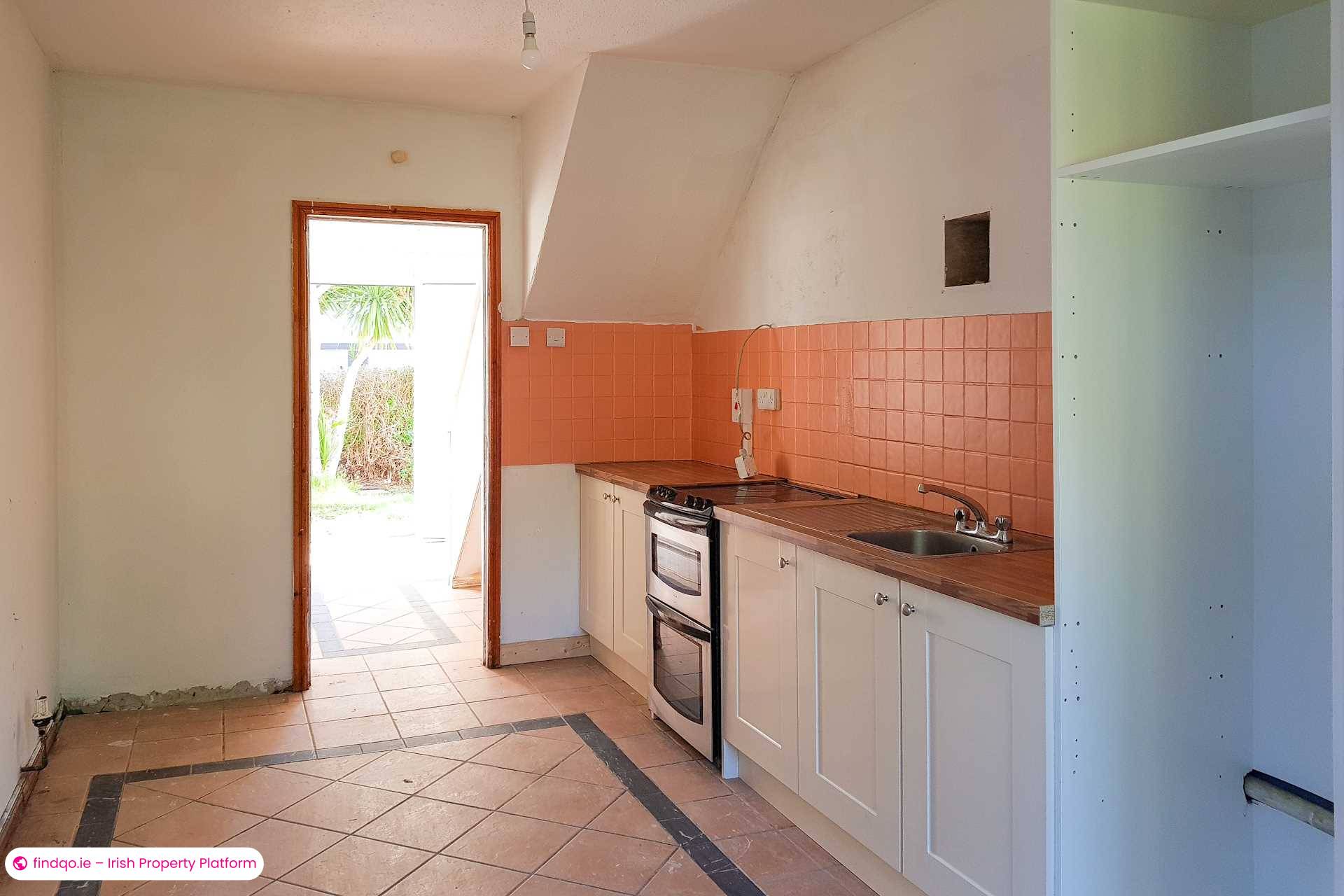 Semi-detached house for Sale in Dublin 24