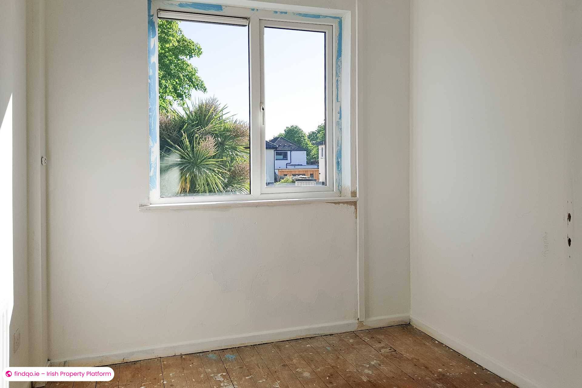 Semi-detached house for Sale in Dublin 24