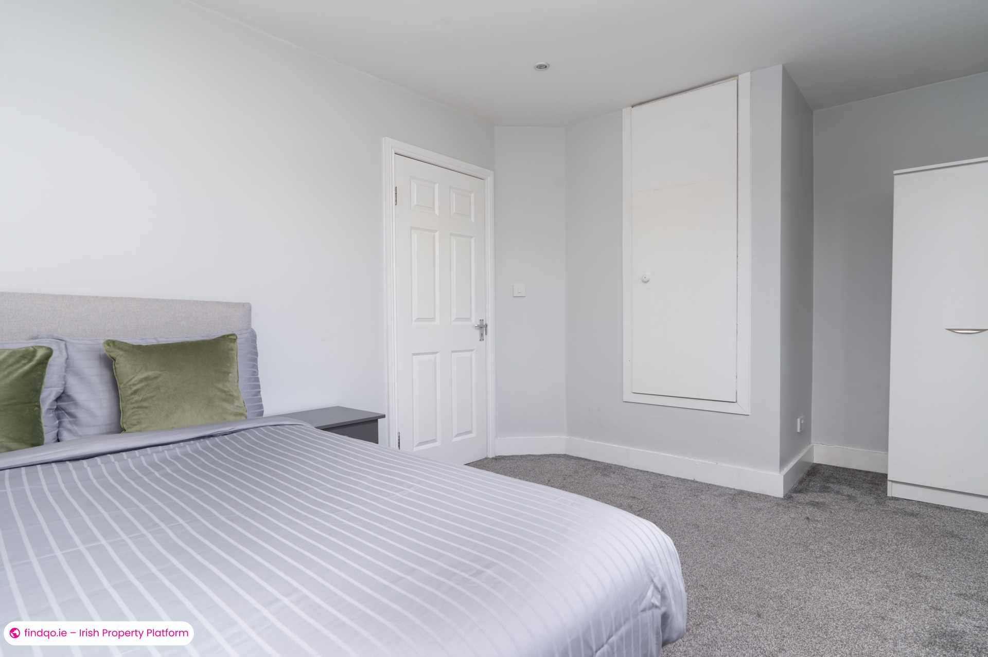 End of terrace house for Sale in Monkstown, Cork