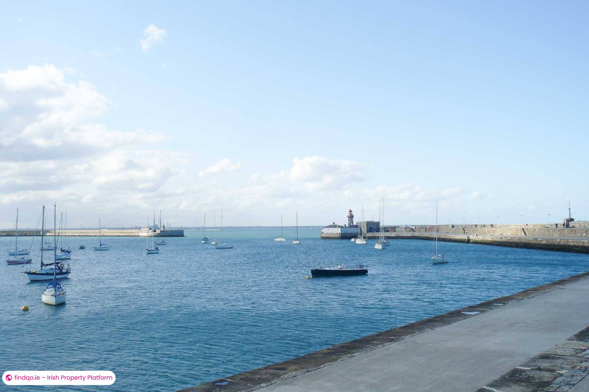 End of terrace house for Sale in Monkstown, Cork