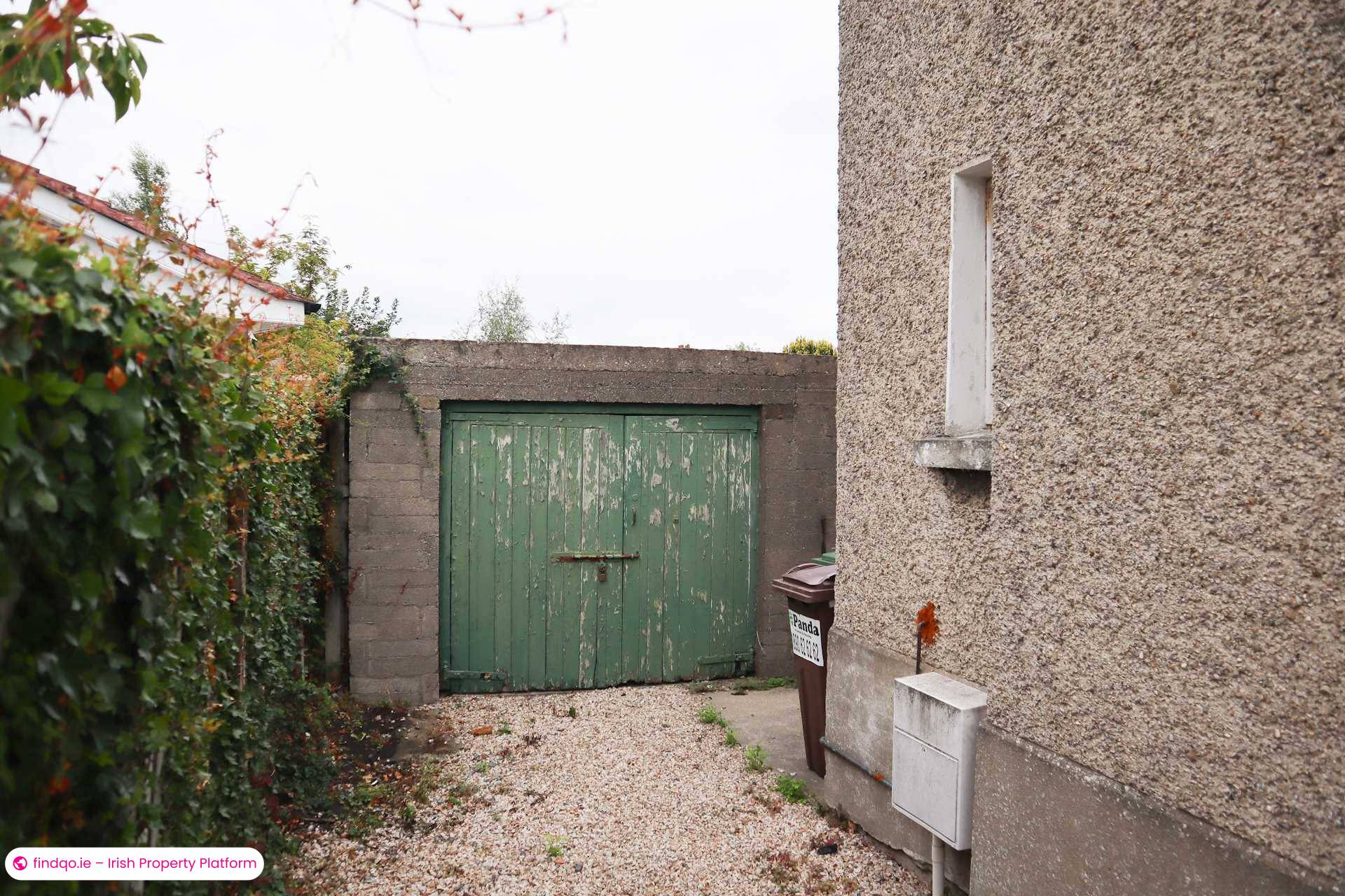 Semi-detached house for Sale in Dublin 16