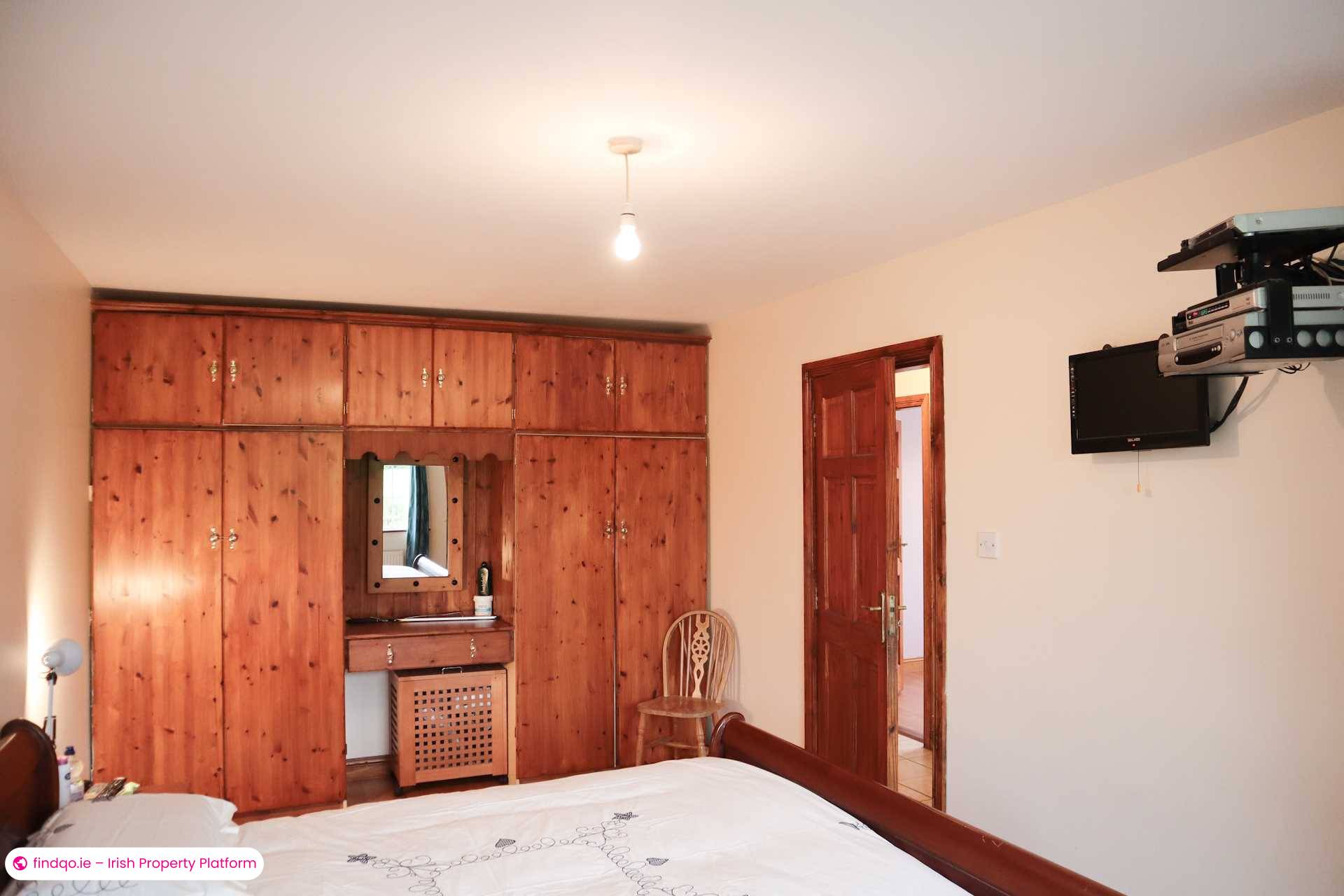 Bungalow for Sale in Rathdangan, Wicklow