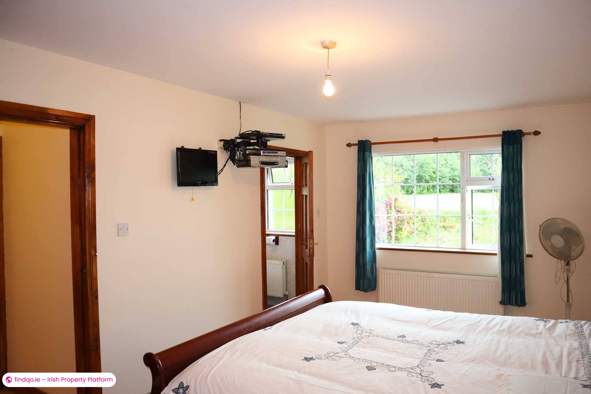 Bungalow for Sale in Rathdangan, Wicklow