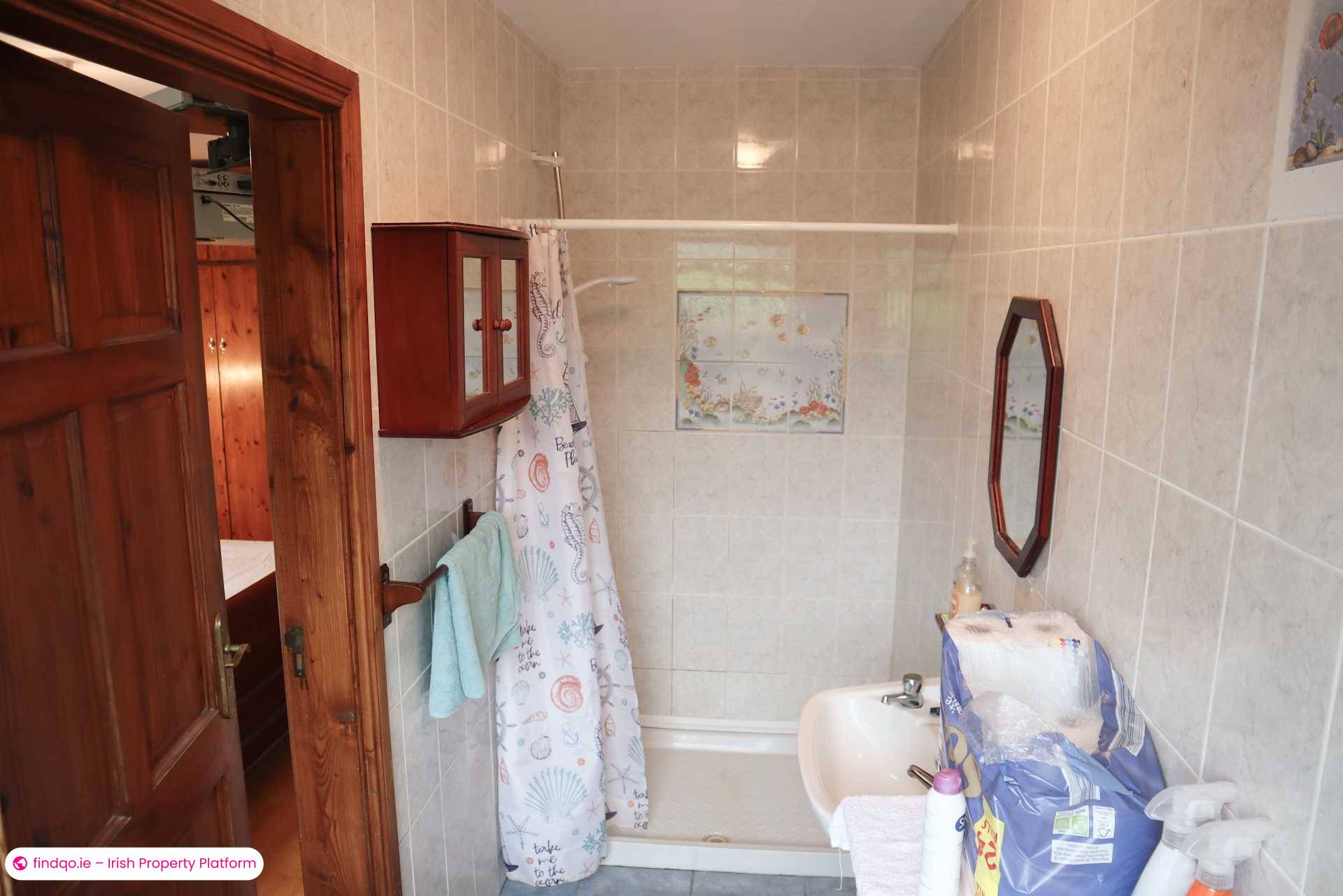 Bungalow for Sale in Rathdangan, Wicklow
