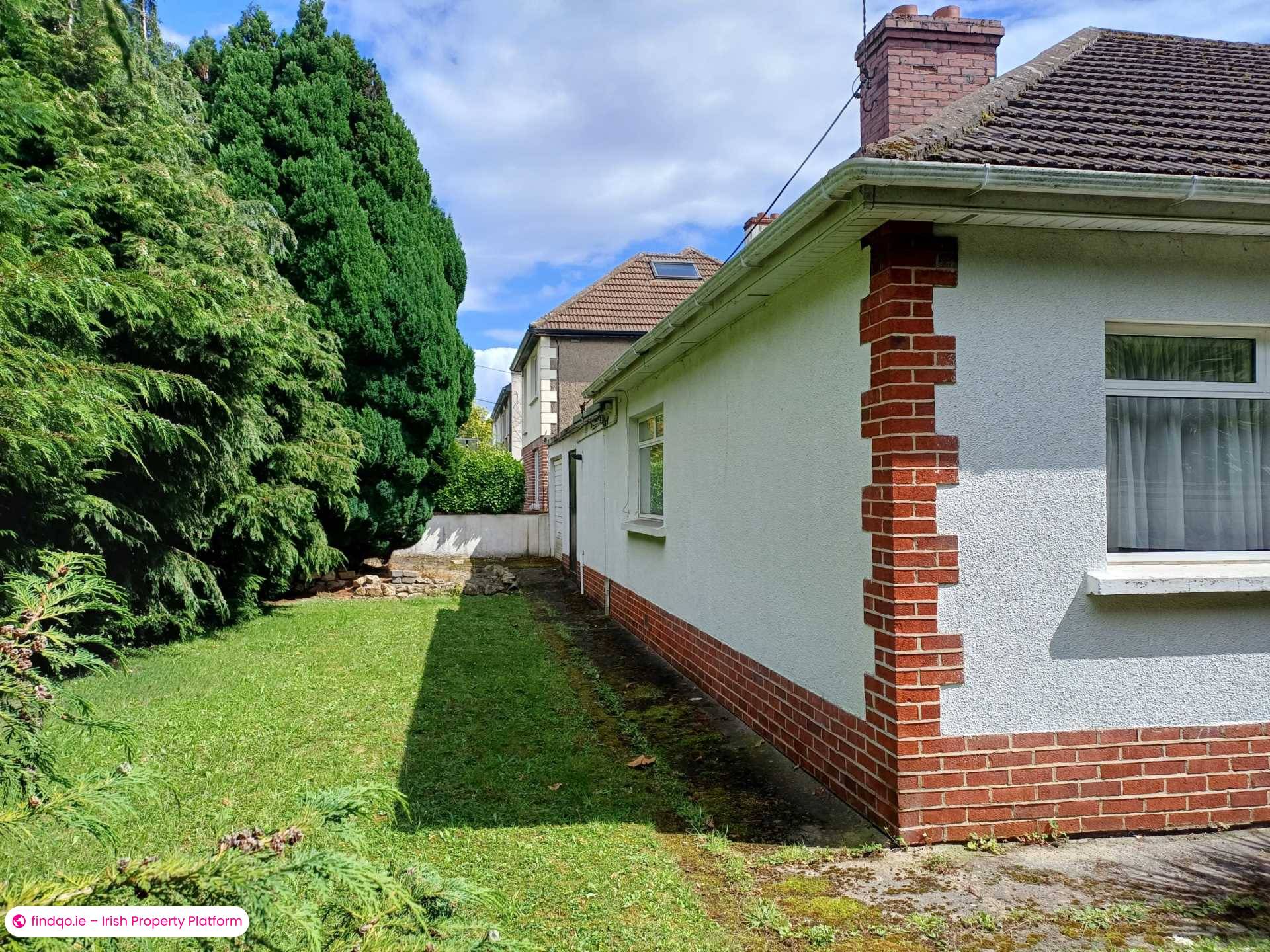 Bungalow for Sale in Mount Merrion, Dublin (County)