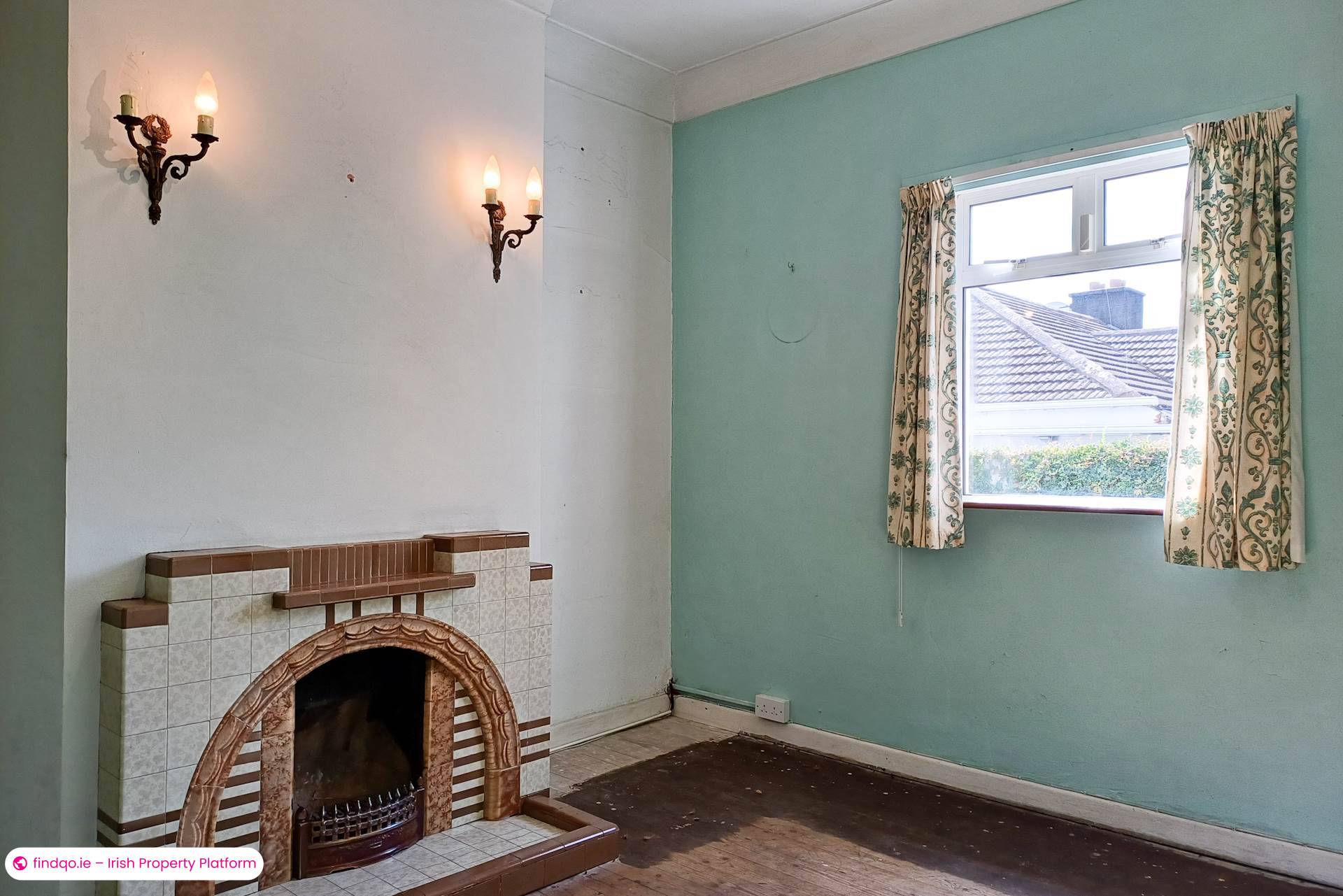 Bungalow for Sale in Mount Merrion, Dublin (County)