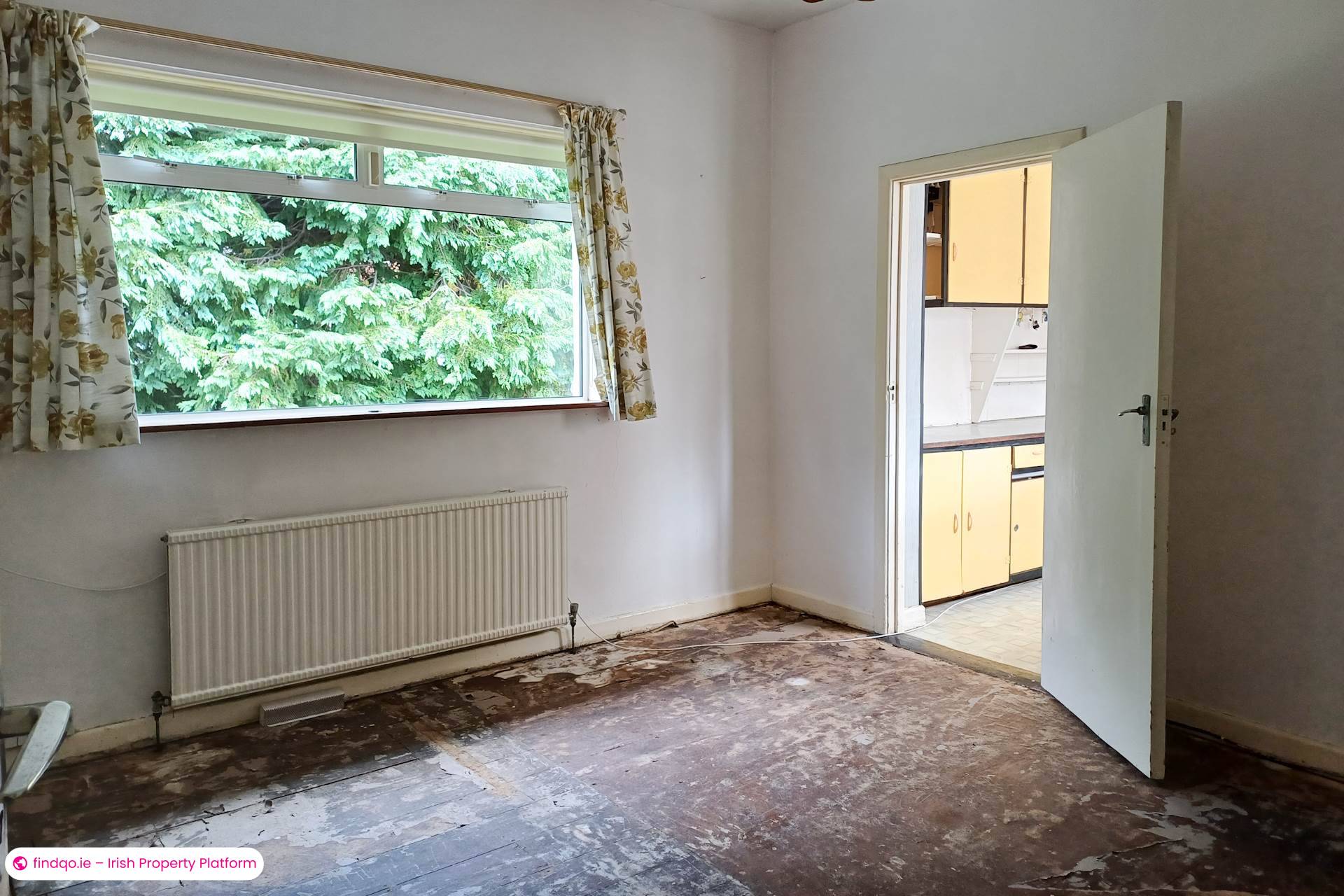 Bungalow for Sale in Mount Merrion, Dublin (County)