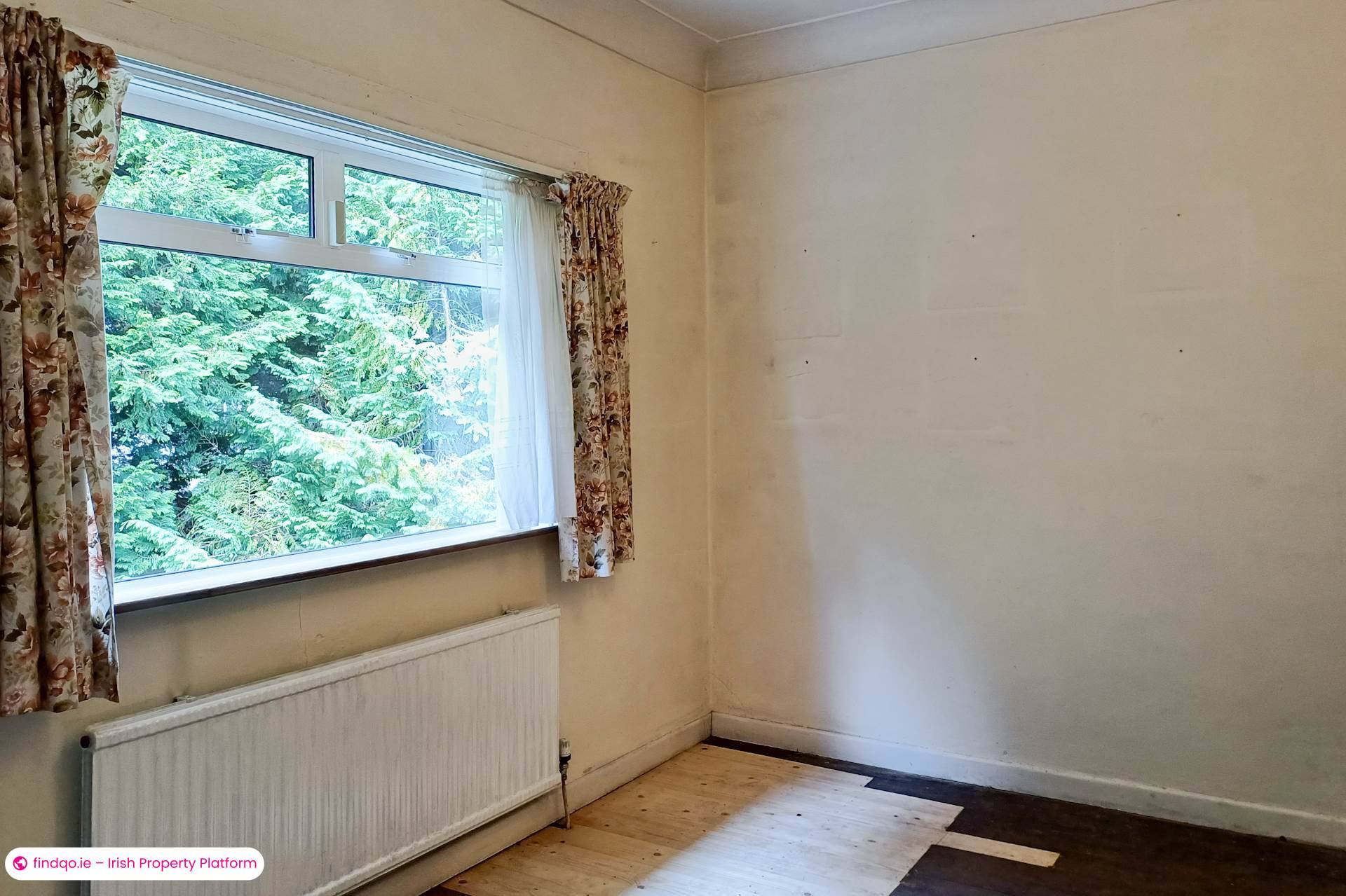 Bungalow for Sale in Mount Merrion, Dublin (County)
