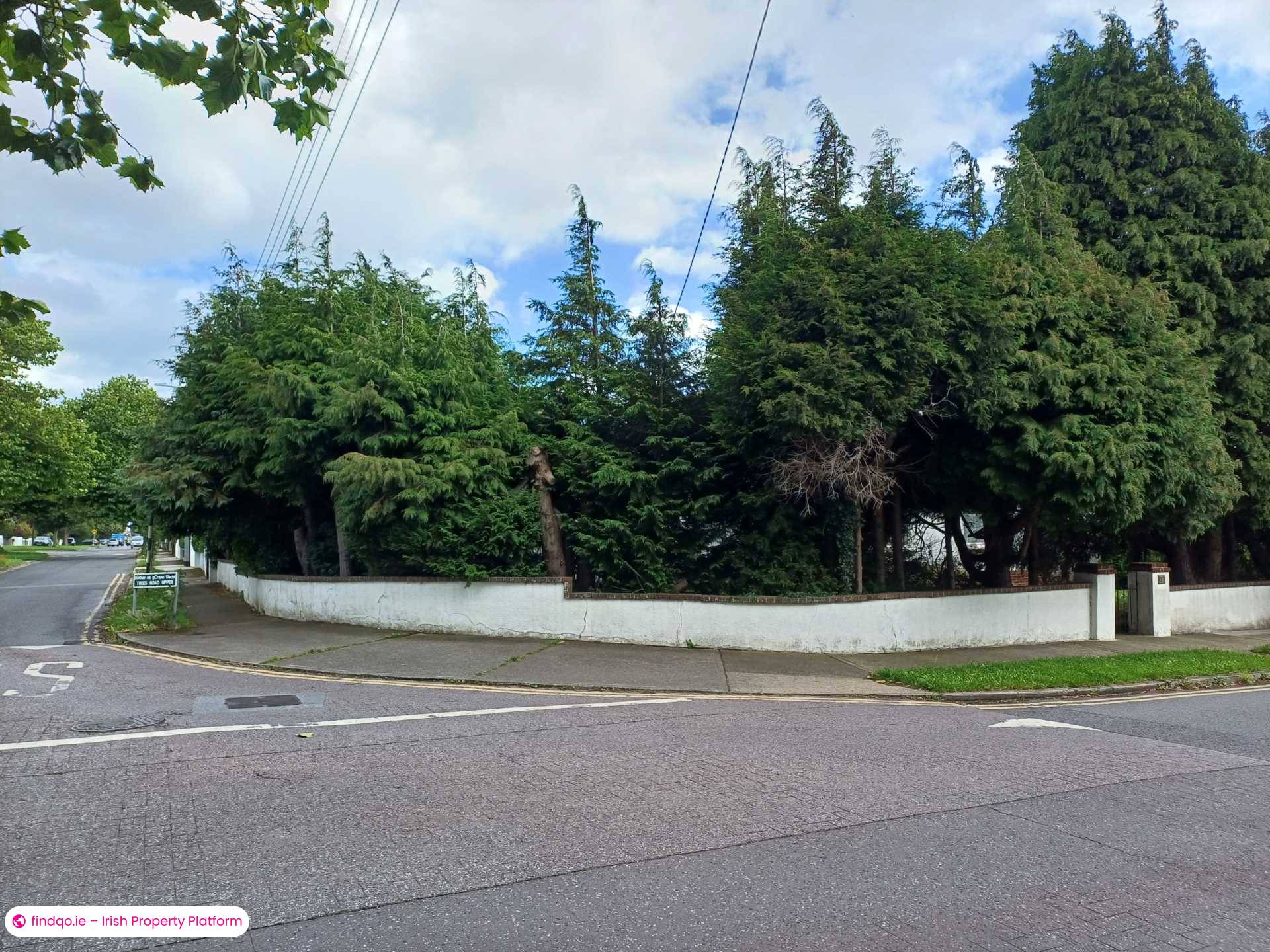 Bungalow for Sale in Mount Merrion, Dublin (County)
