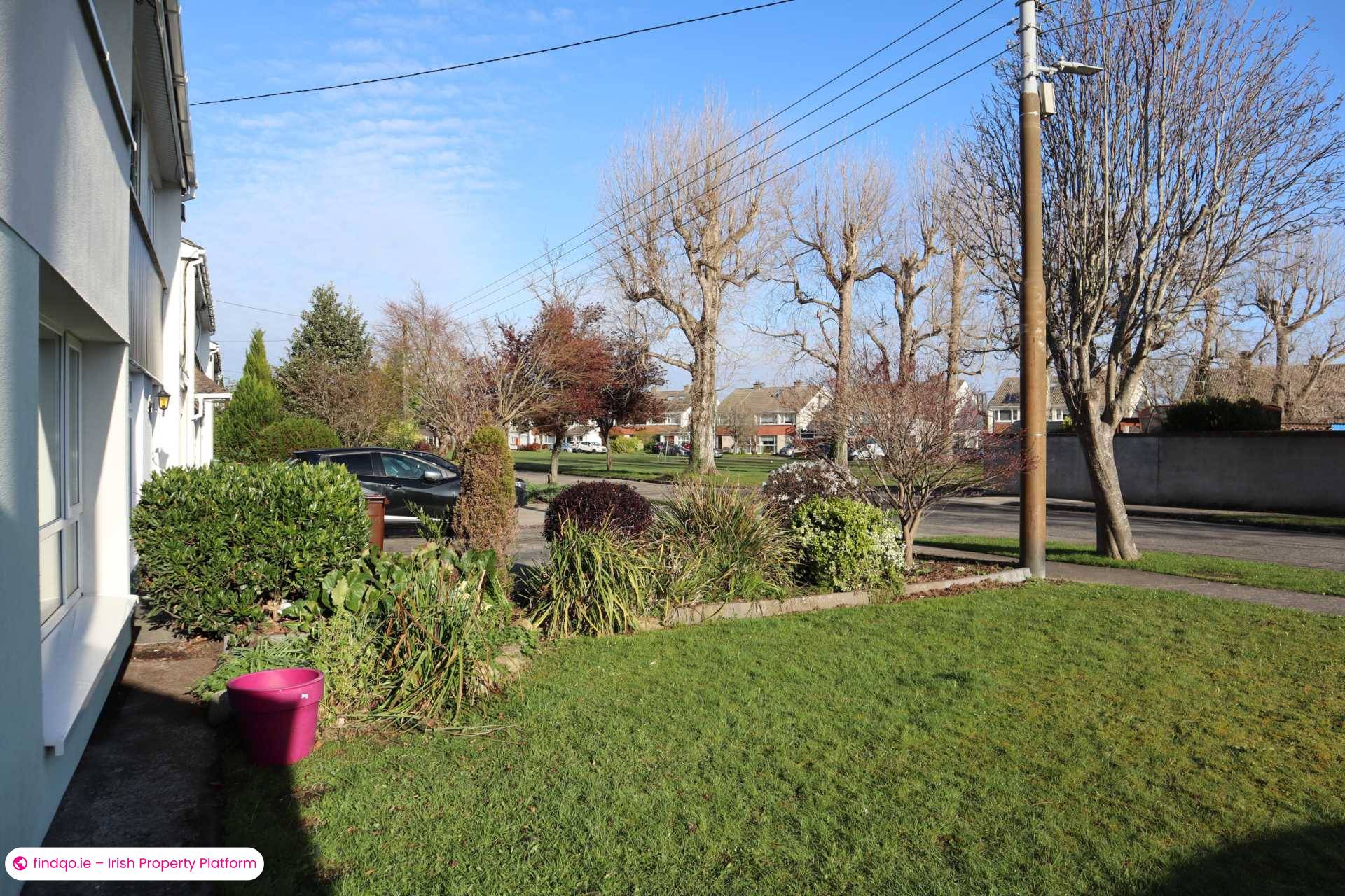 Semi-detached house for Sale in Stillorgan, Dublin (County)