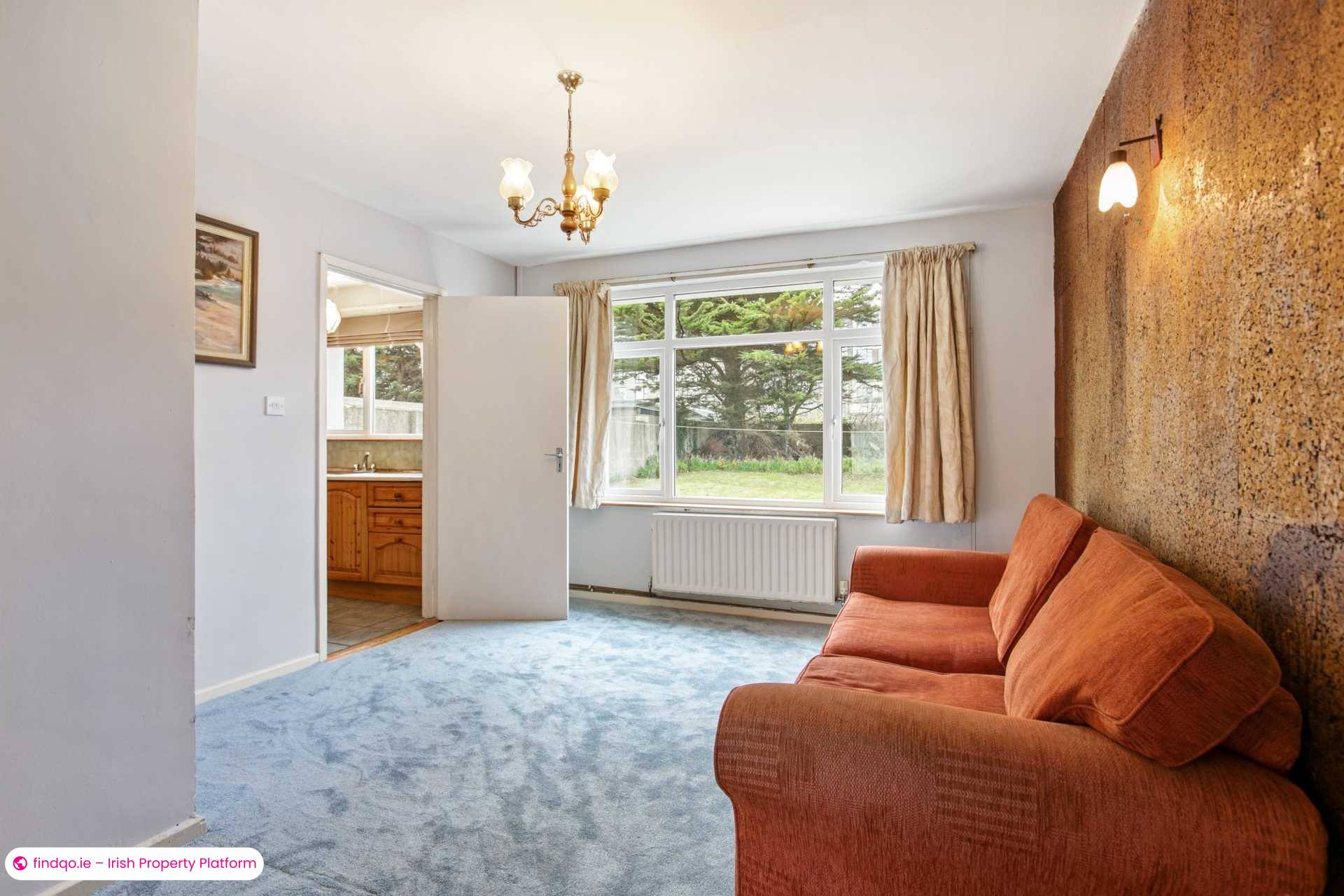 Semi-detached house for Sale in Stillorgan, Dublin (County)