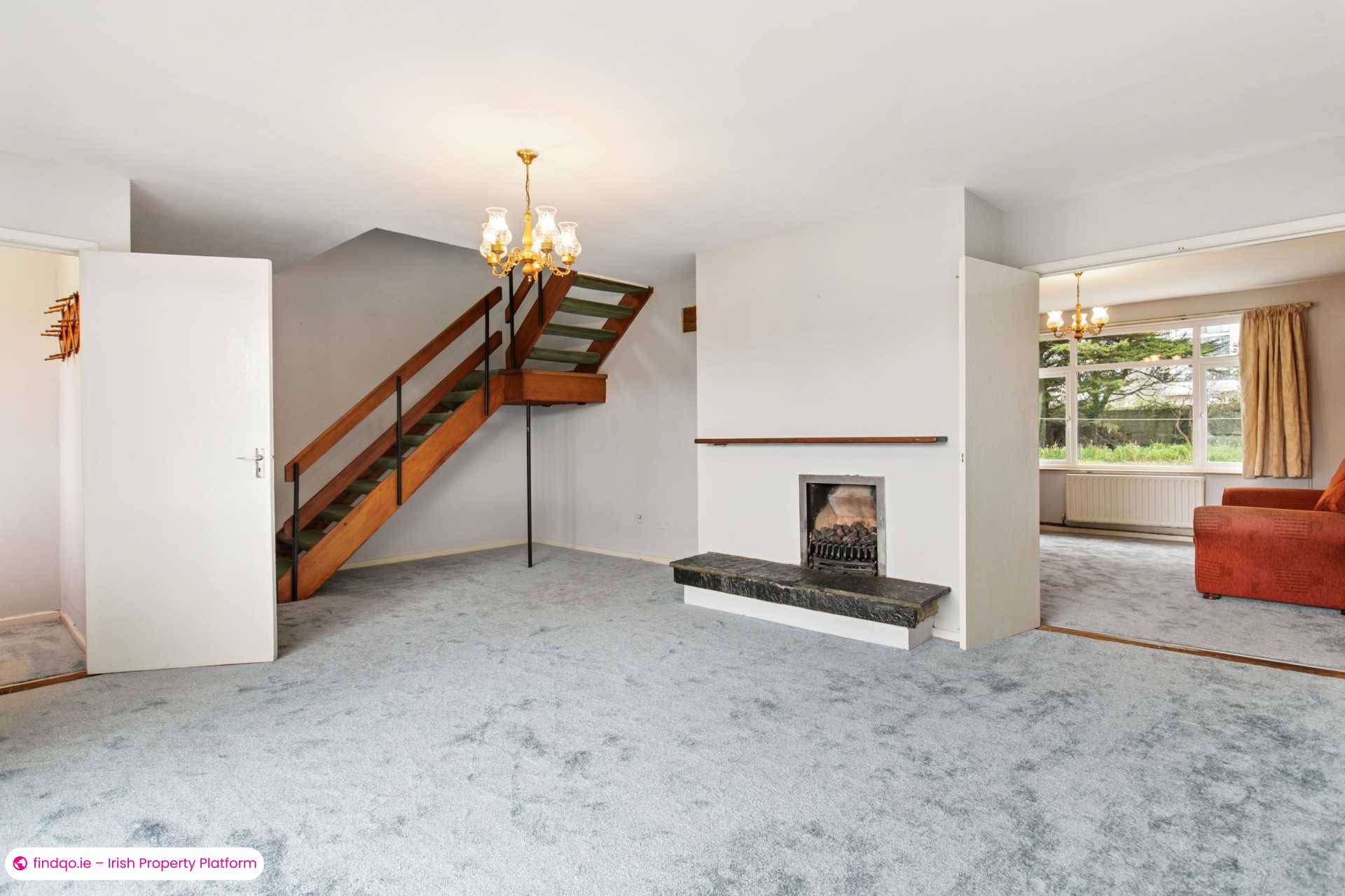 Semi-detached house for Sale in Stillorgan, Dublin (County)