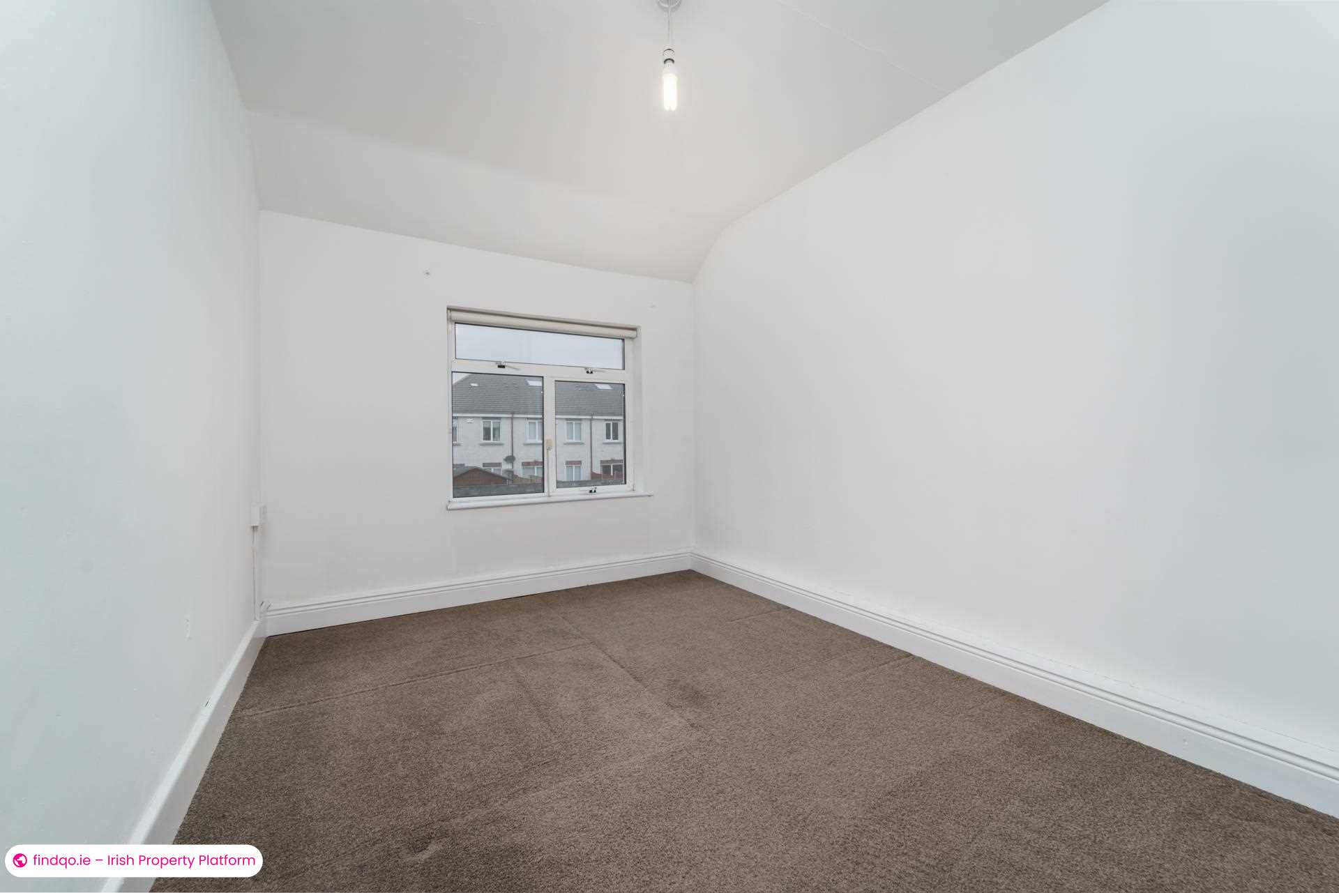 Semi-detached house for Sale in Dublin 12