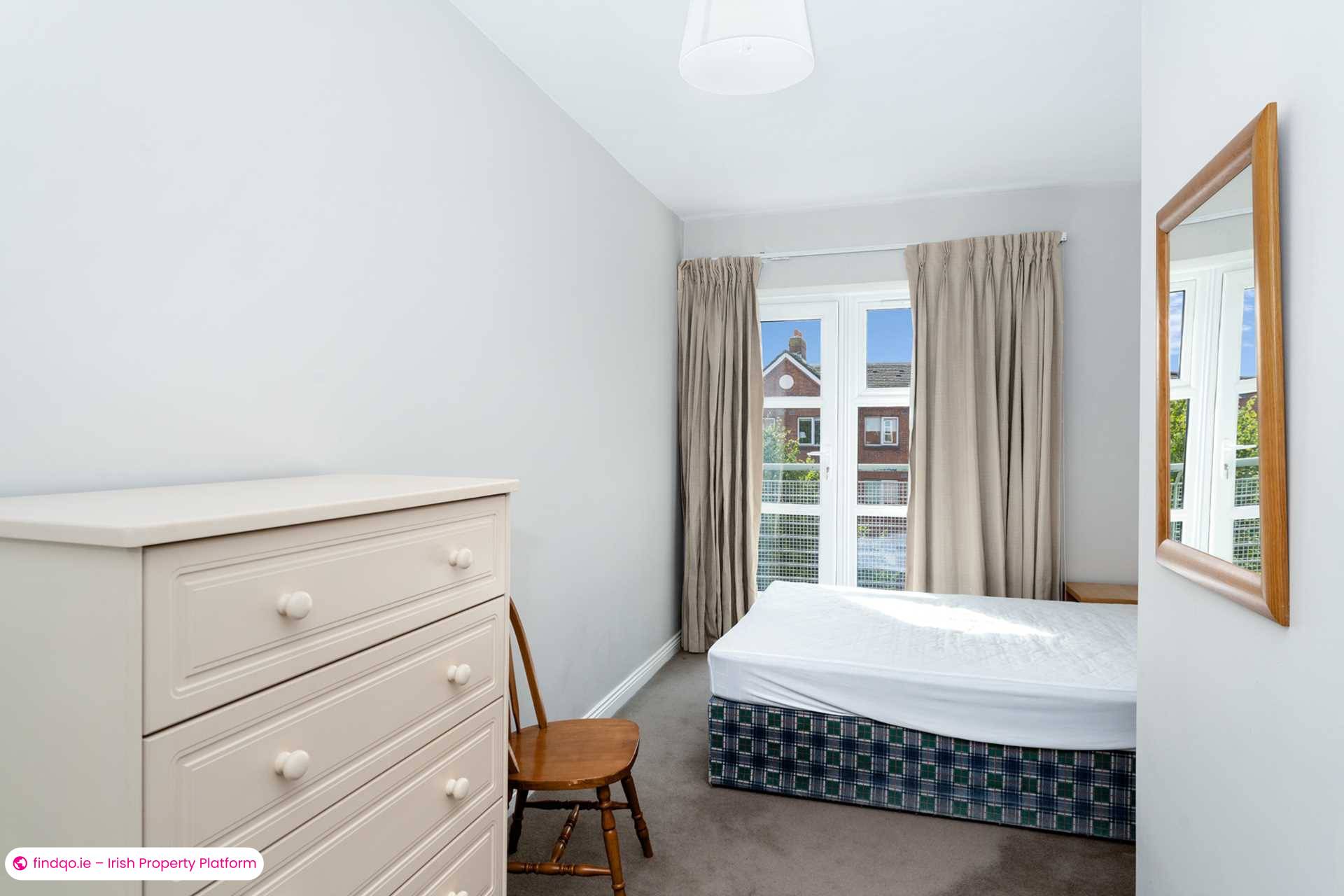 Apartment for Sale in Ringsend, Derry