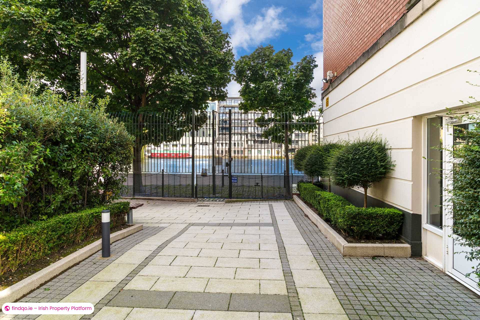 Apartment for Sale in Ringsend, Derry