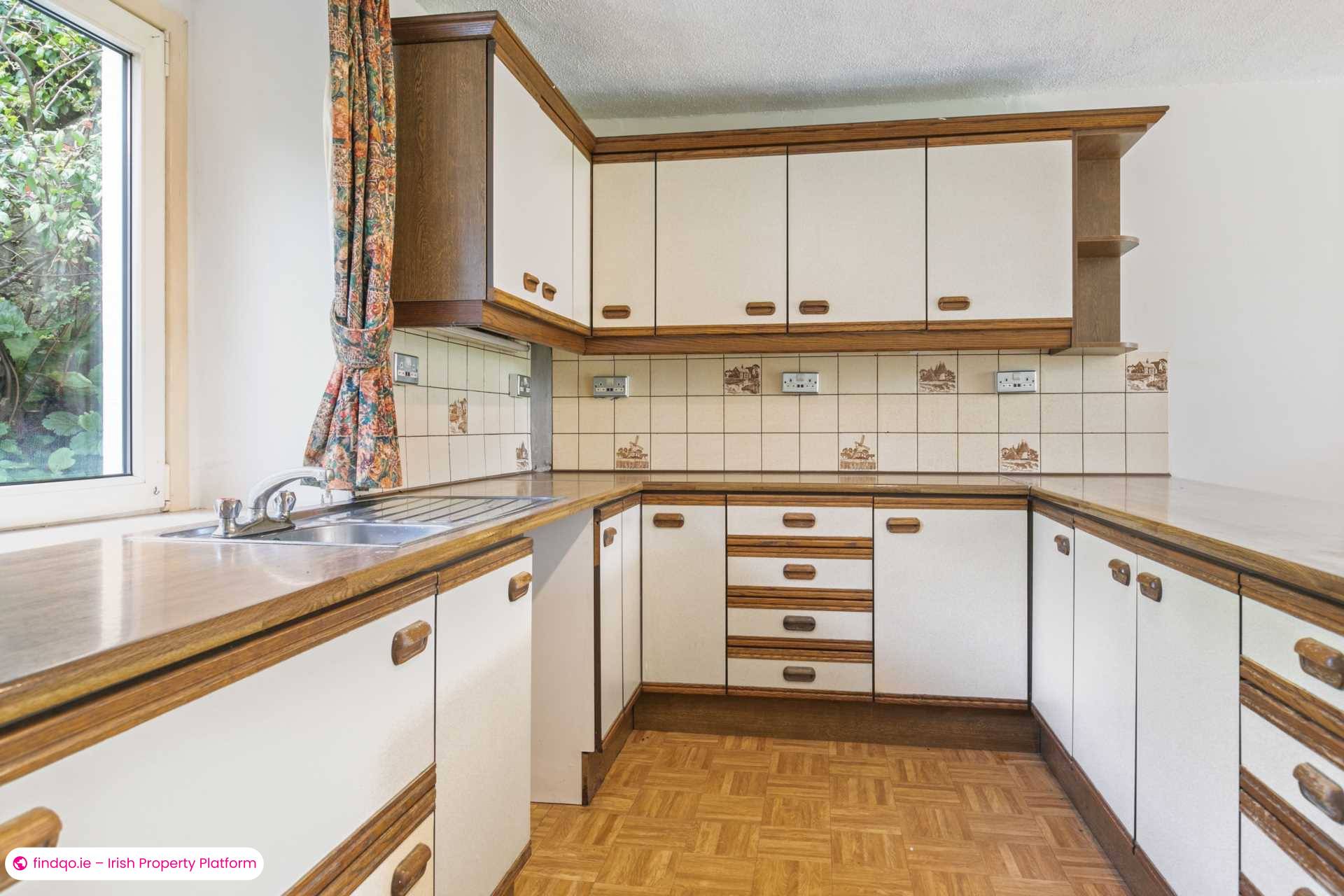 Terraced house for Sale in Dun Laoghaire, Dublin (County)