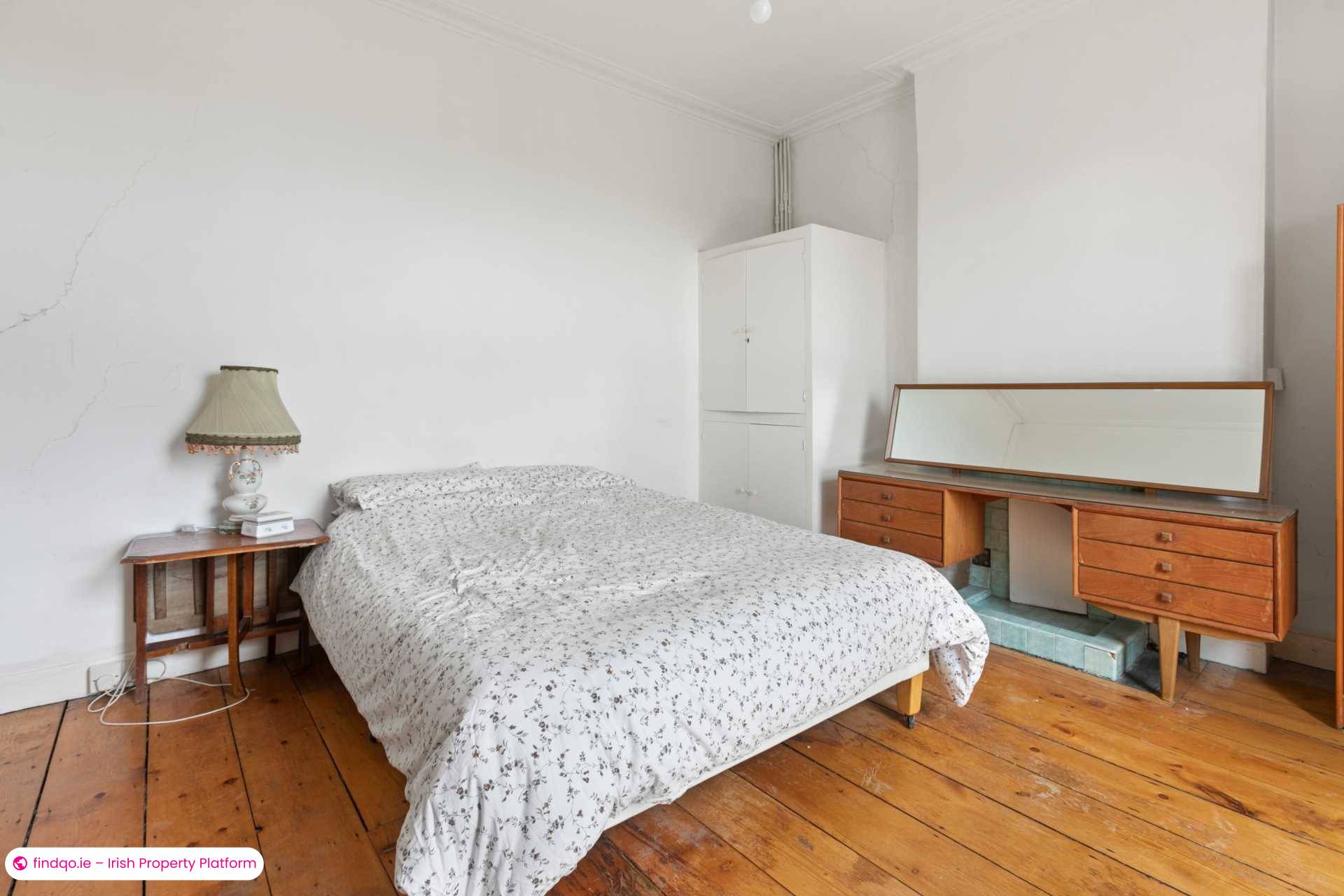 Terraced house for Sale in Dun Laoghaire, Dublin (County)