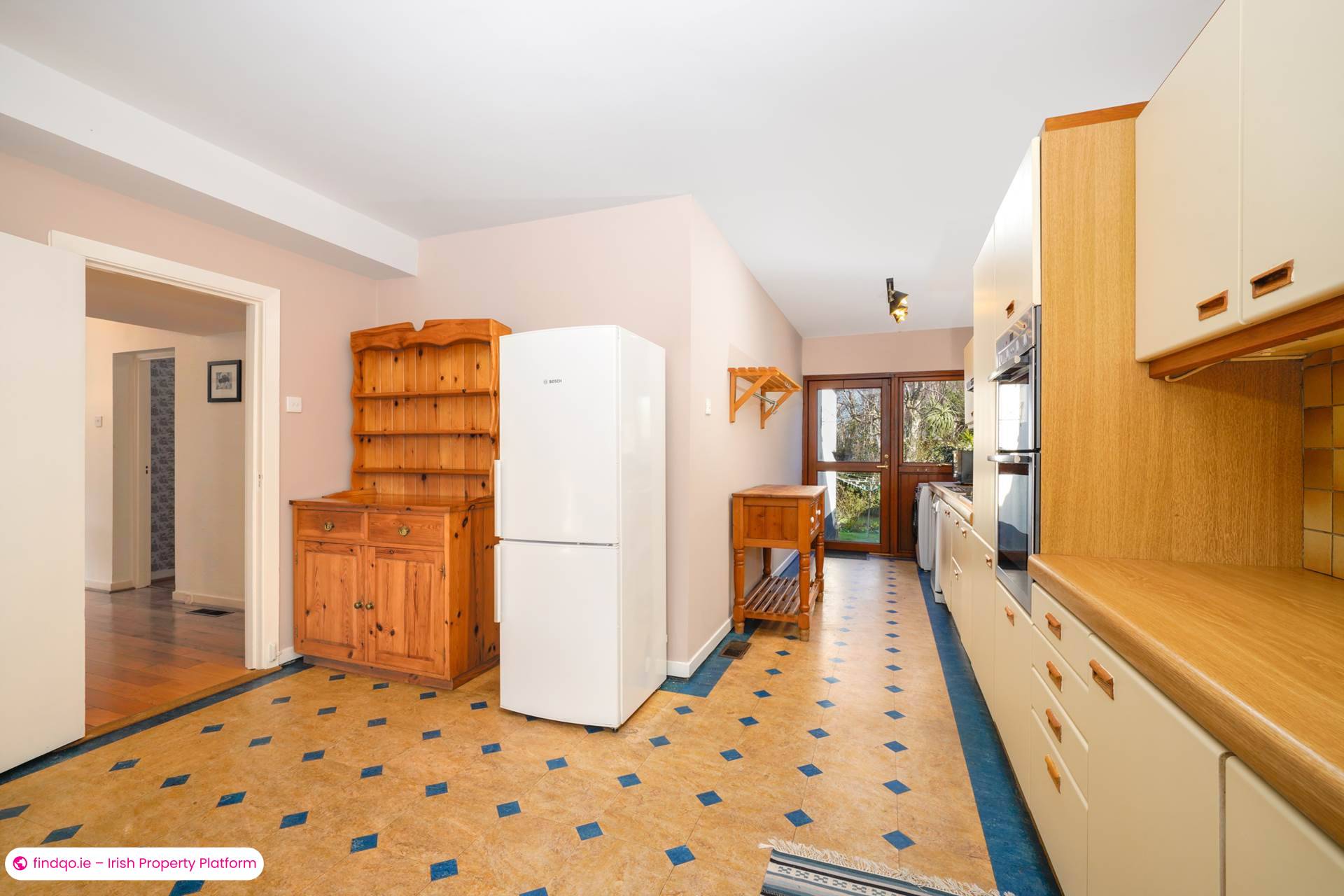 Detached house for Sale in Cabinteely, Dublin 18