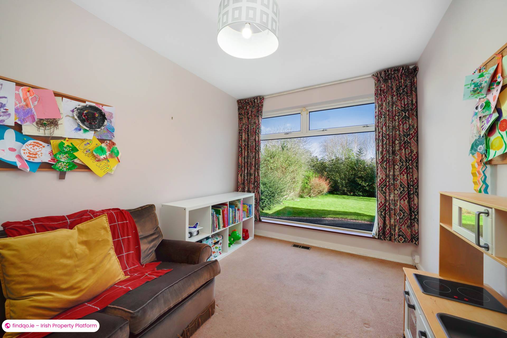 Detached house for Sale in Cabinteely, Dublin 18