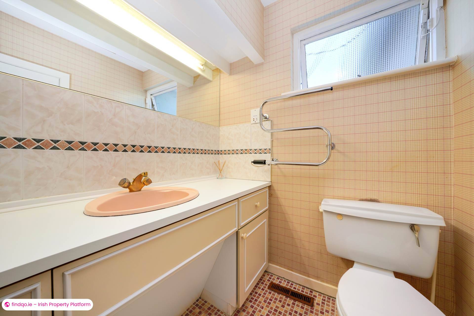 Detached house for Sale in Cabinteely, Dublin 18