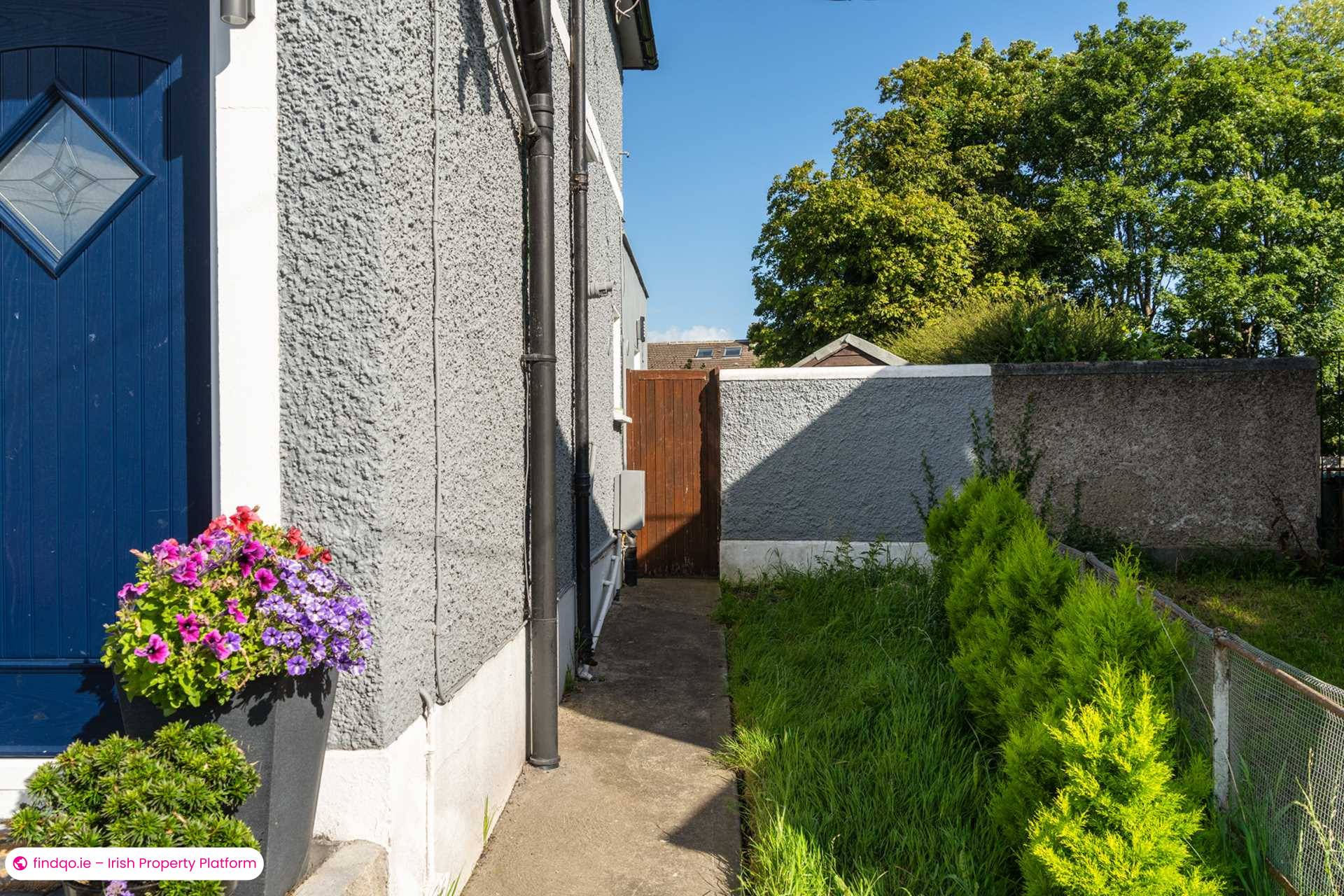 End of terrace house for Sale in Dublin 9