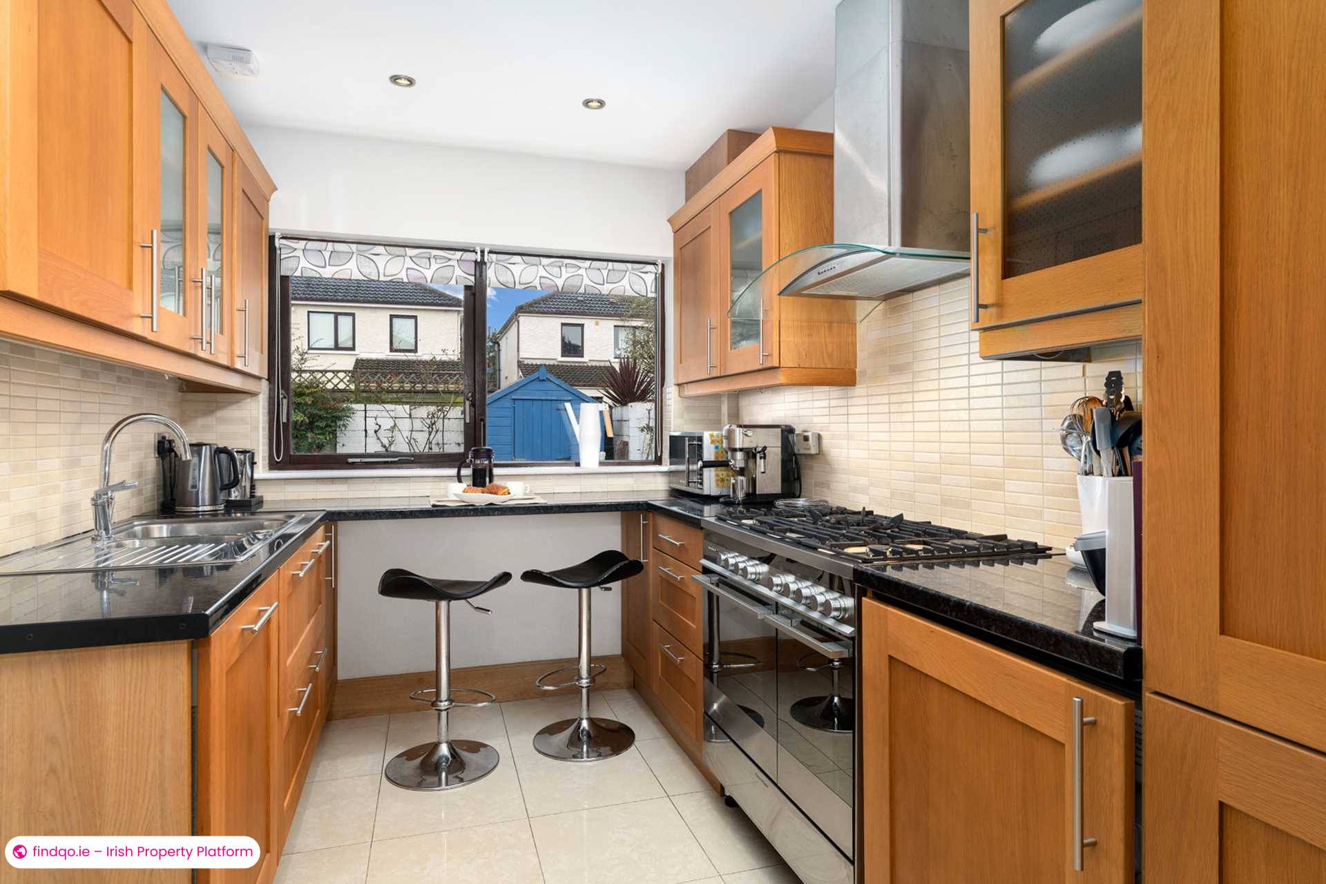 Semi-detached house for Sale in Leopardstown, Dublin 18