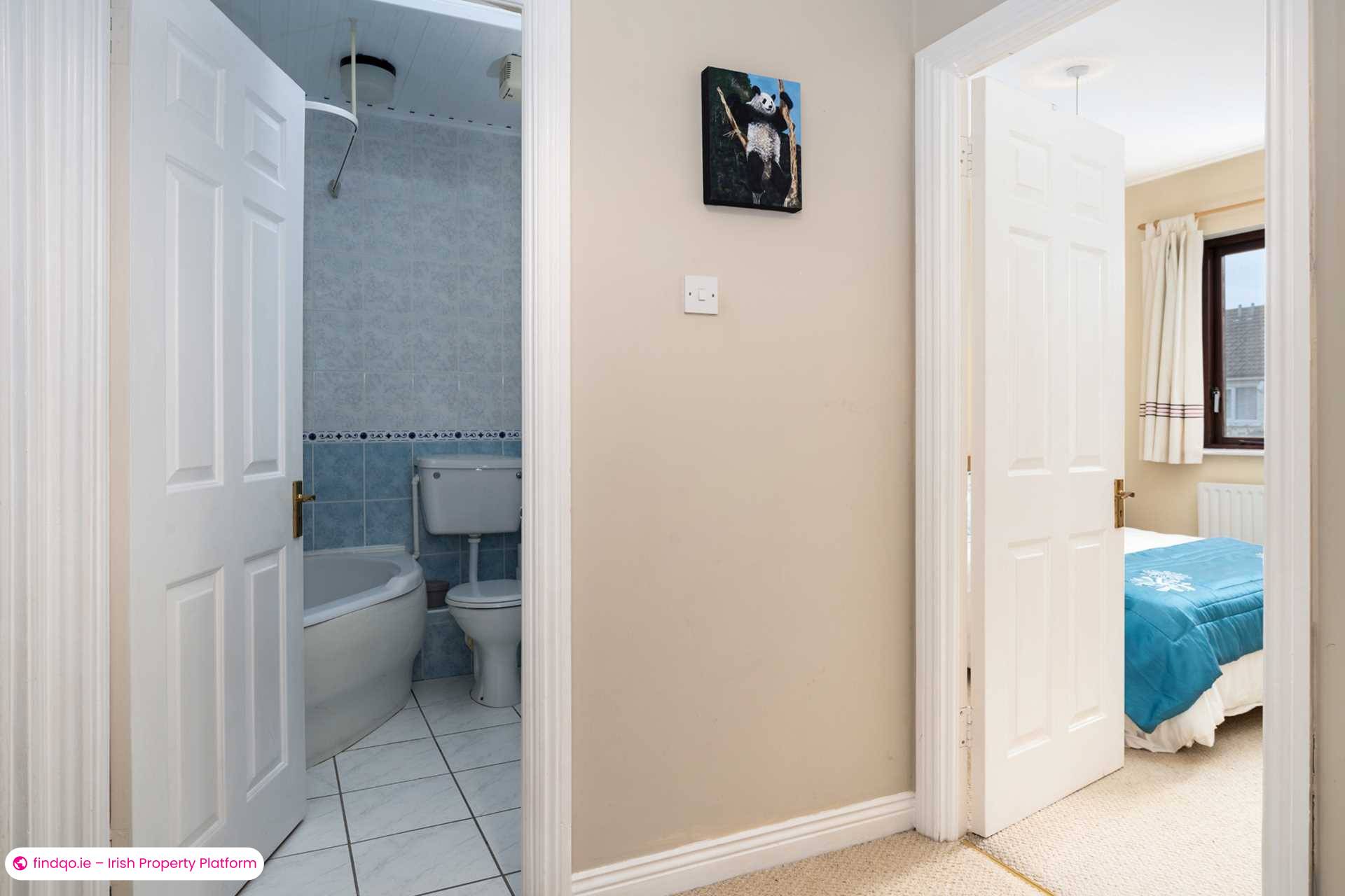 Semi-detached house for Sale in Leopardstown, Dublin 18