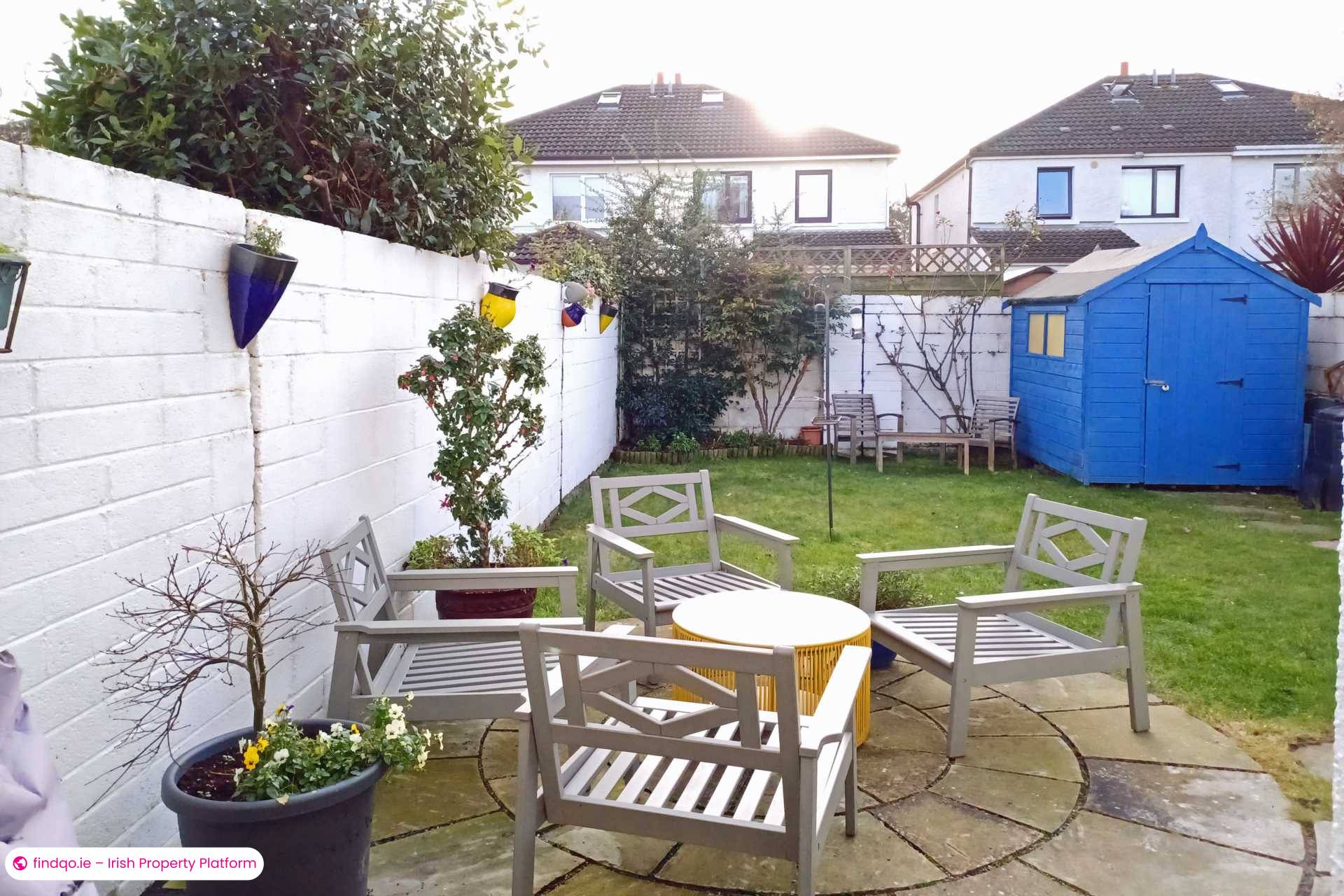 Semi-detached house for Sale in Leopardstown, Dublin 18