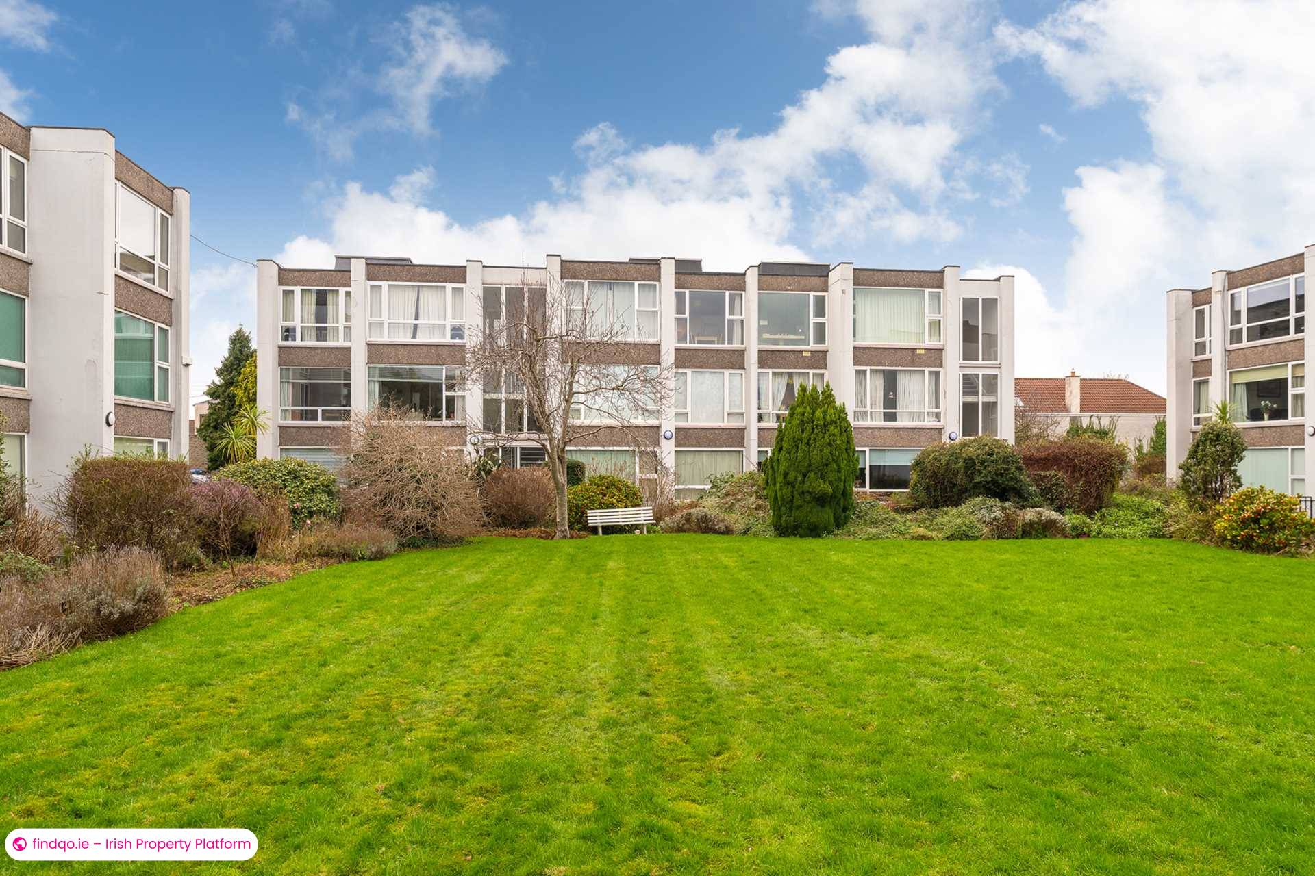 Apartment for Sale in Stillorgan, Dublin (County)