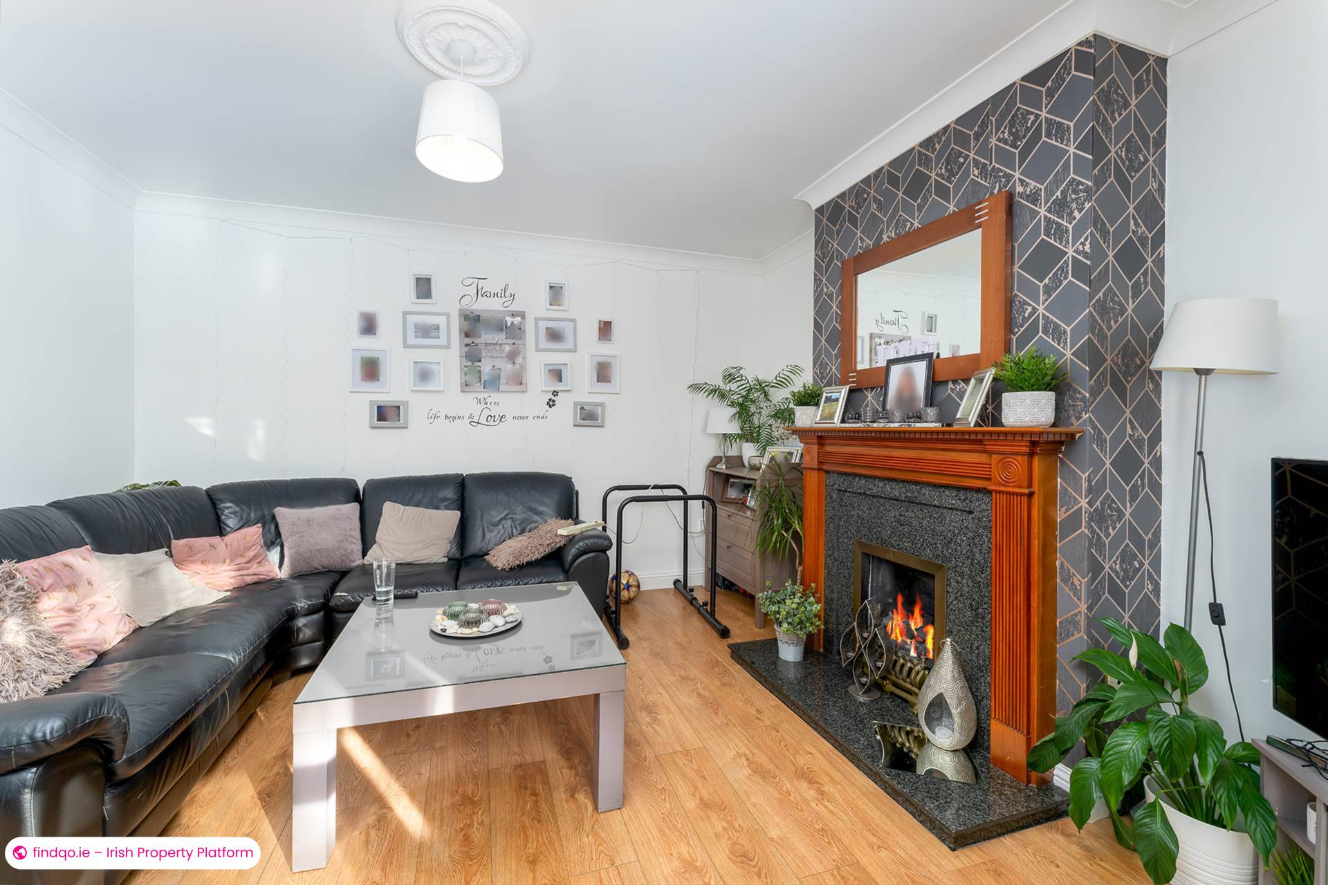 Semi-detached house for Sale in Lucan, Dublin (County)