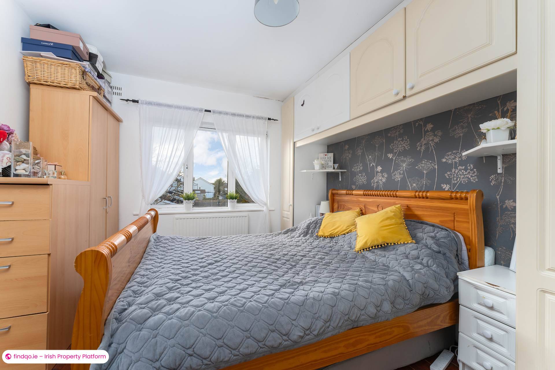 Semi-detached house for Sale in Lucan, Dublin (County)