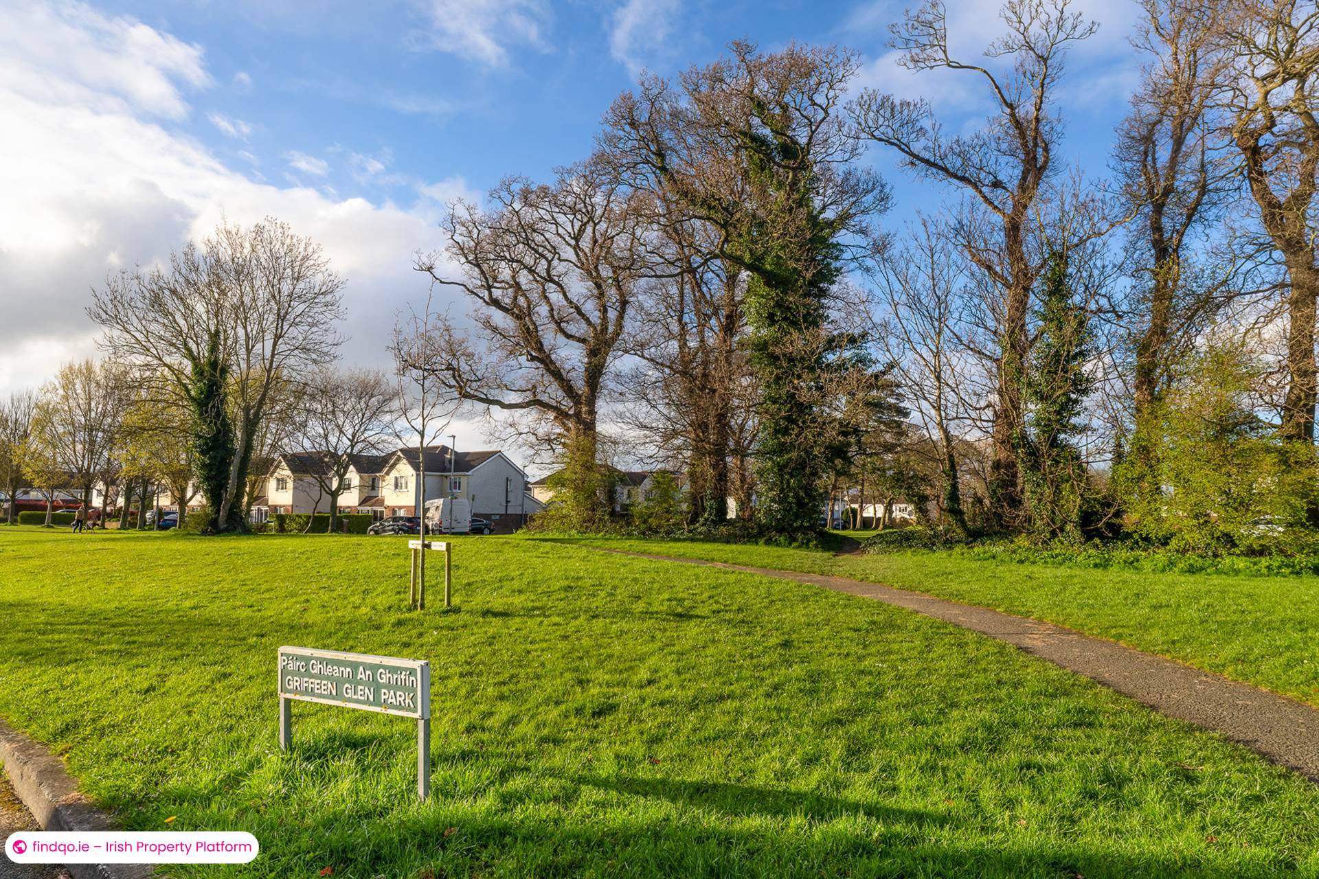 Semi-detached house for Sale in Lucan, Dublin (County)