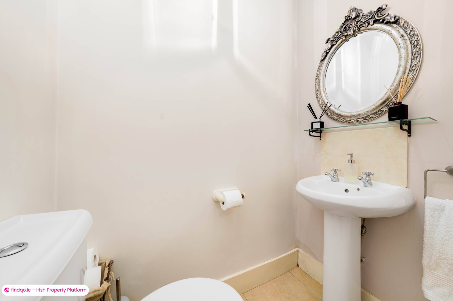 Semi-detached house for Sale in Cabinteely, Dublin 18