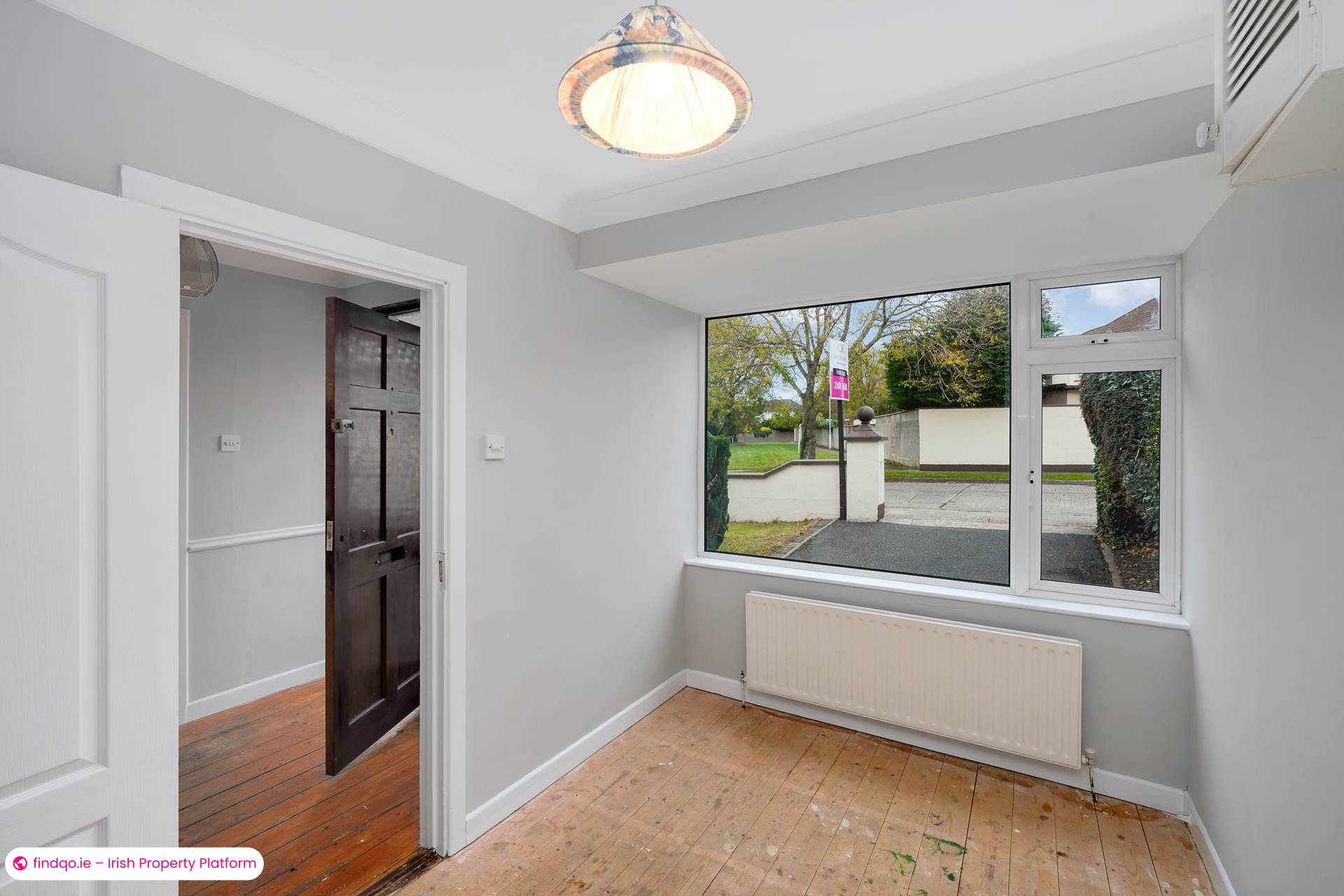 Semi-detached house for Sale in Dundrum, Down