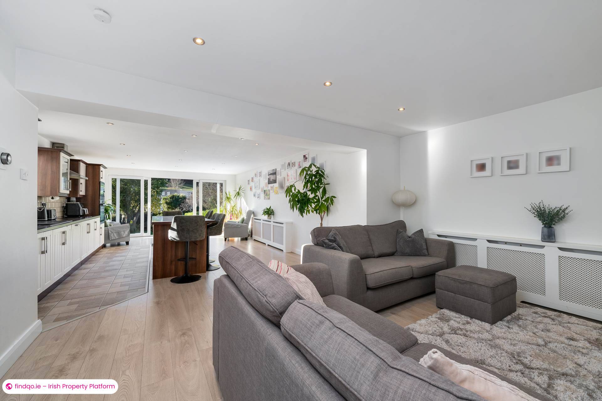 Terraced house for Sale in Stepaside, Dublin 18