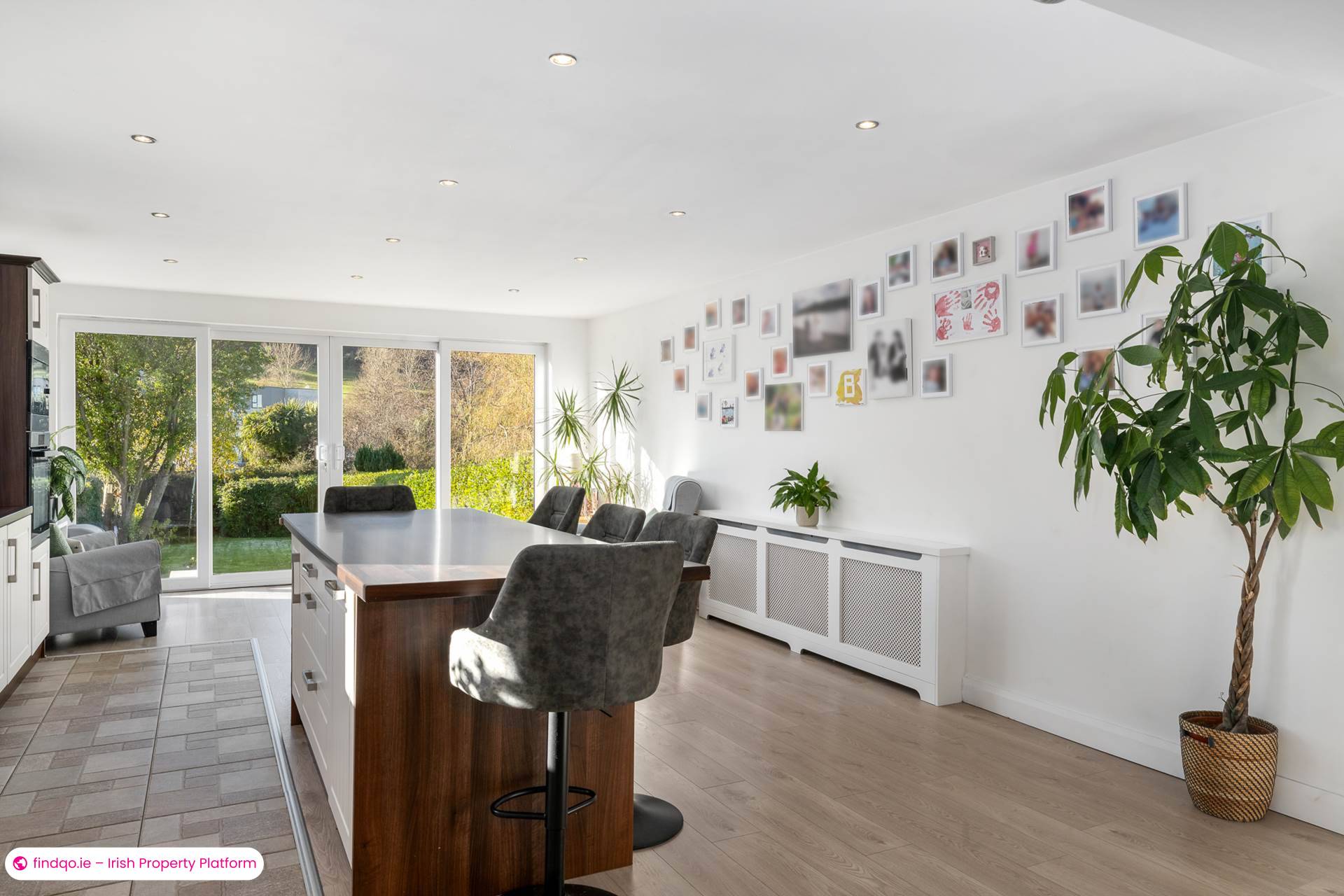 Terraced house for Sale in Stepaside, Dublin 18