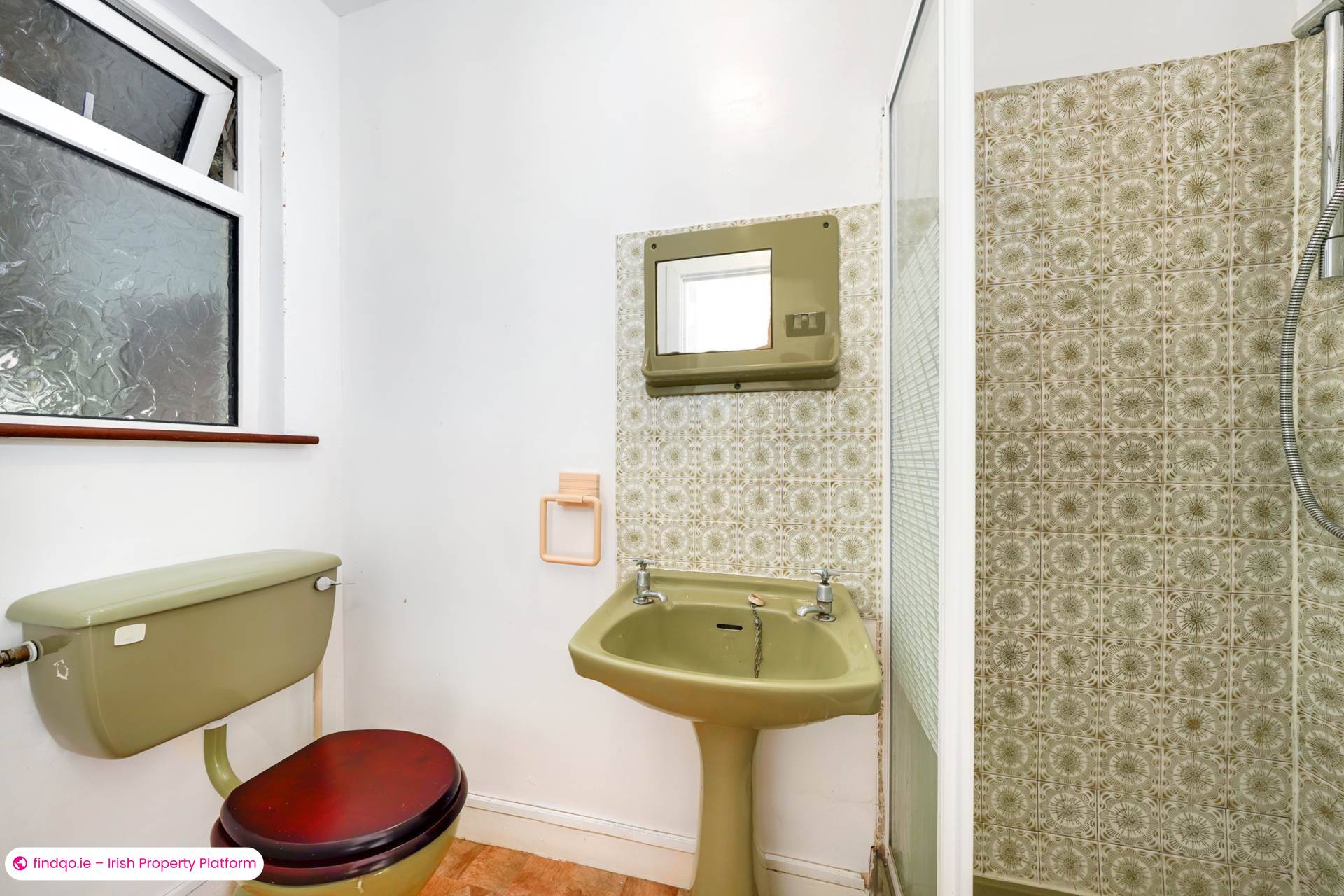 Semi-detached house for Sale in Dundrum, Down