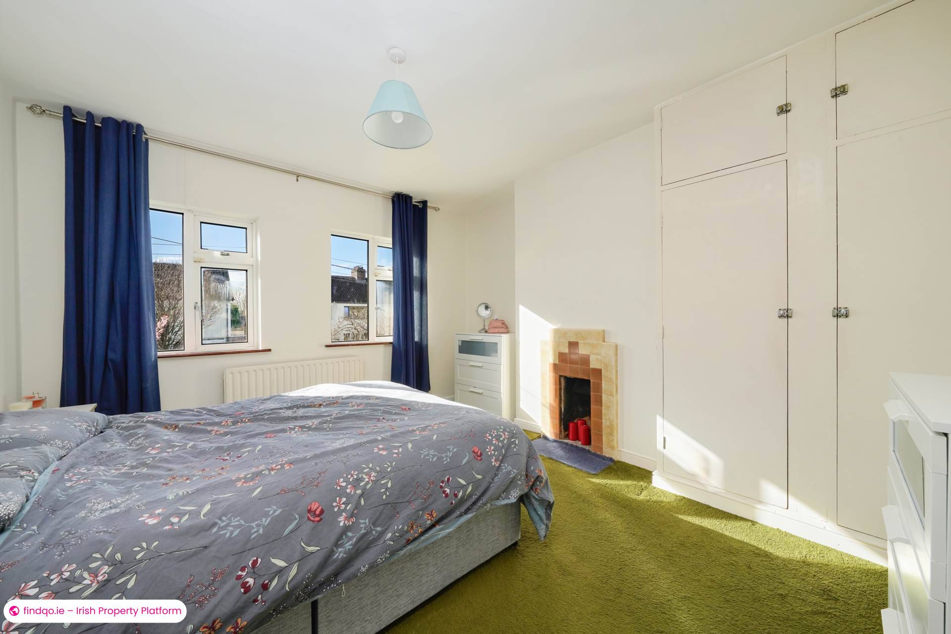Semi-detached house for Sale in Dundrum, Down