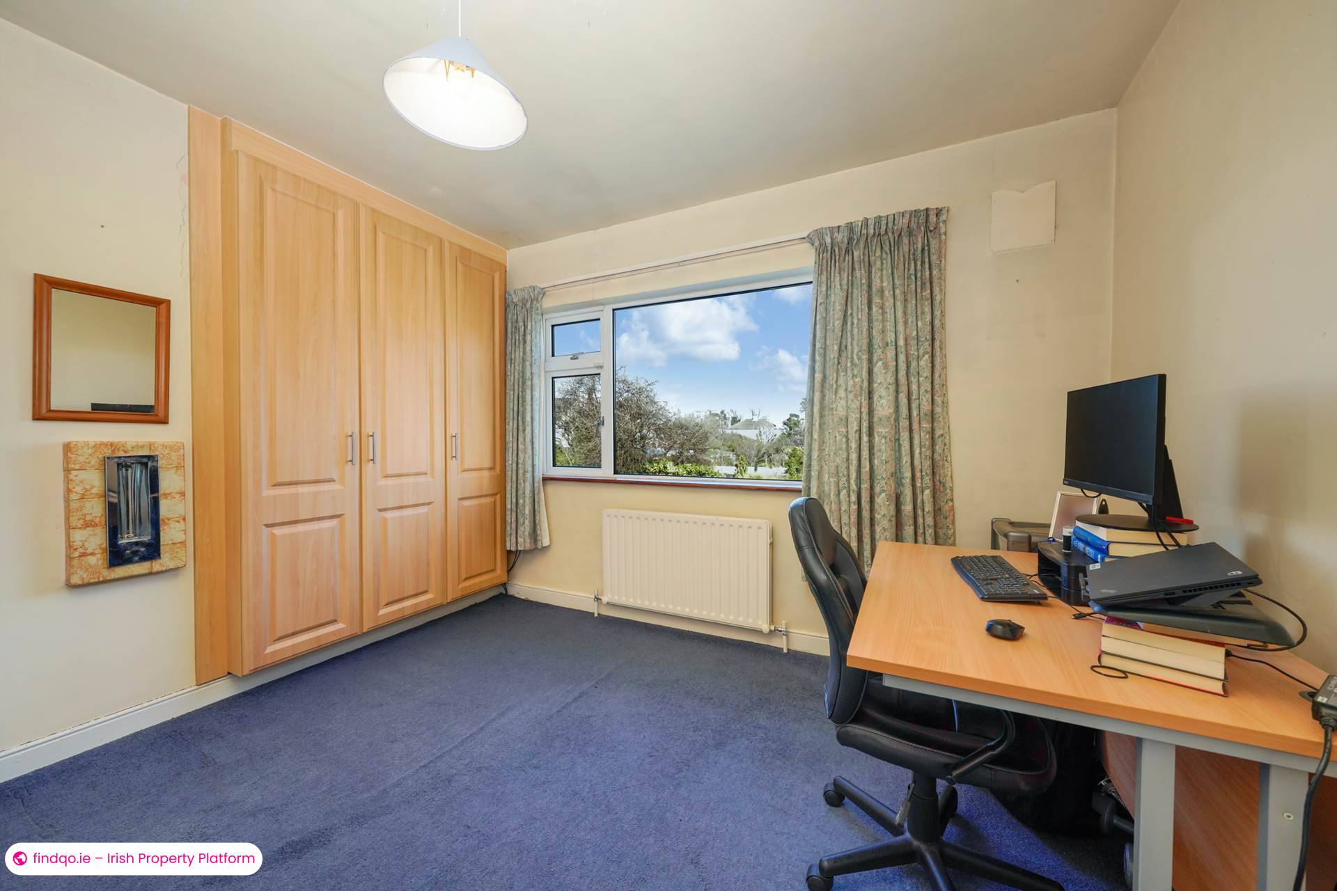 Semi-detached house for Sale in Dundrum, Down