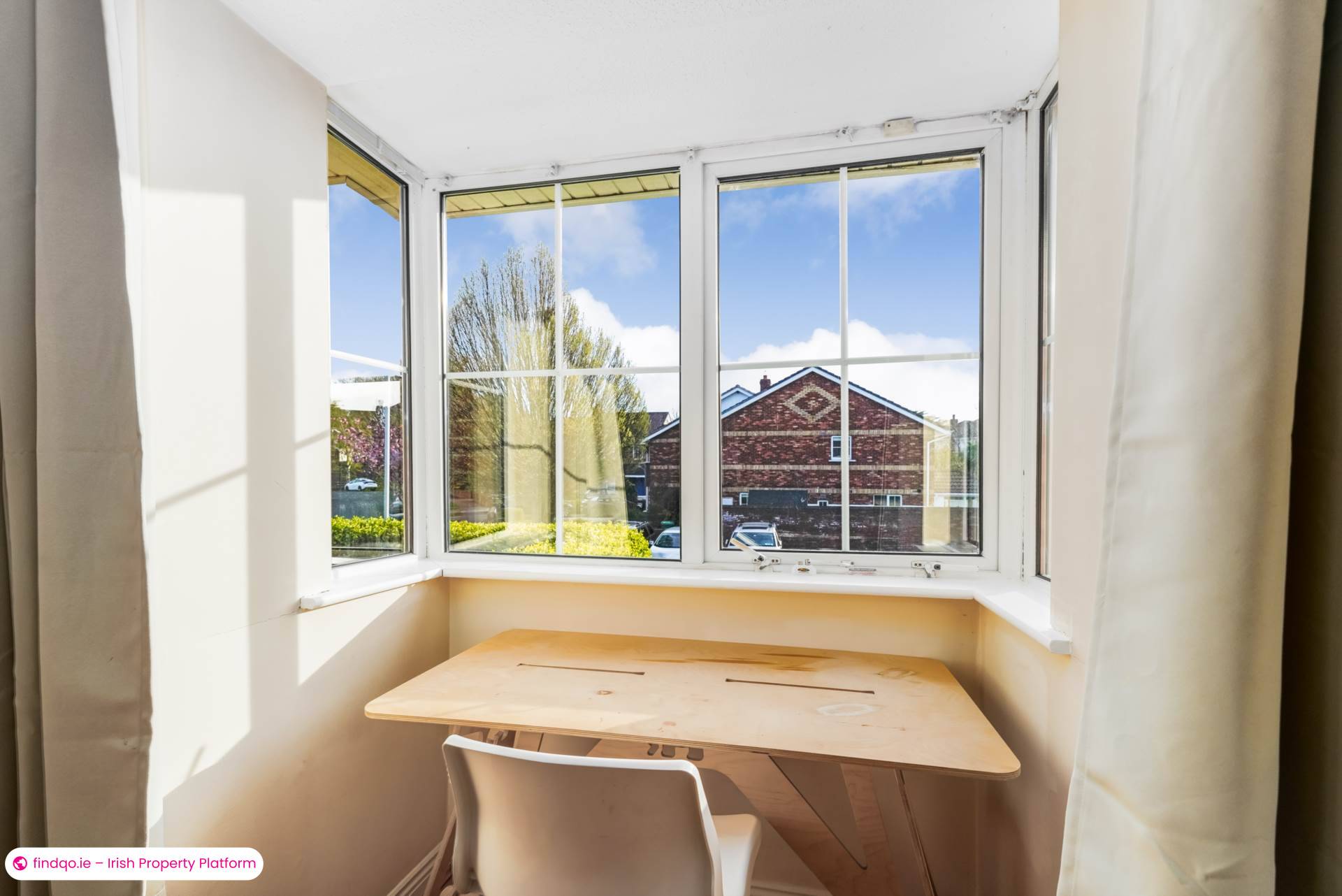 Semi-detached house for Sale in Clonskeagh, Dublin 14