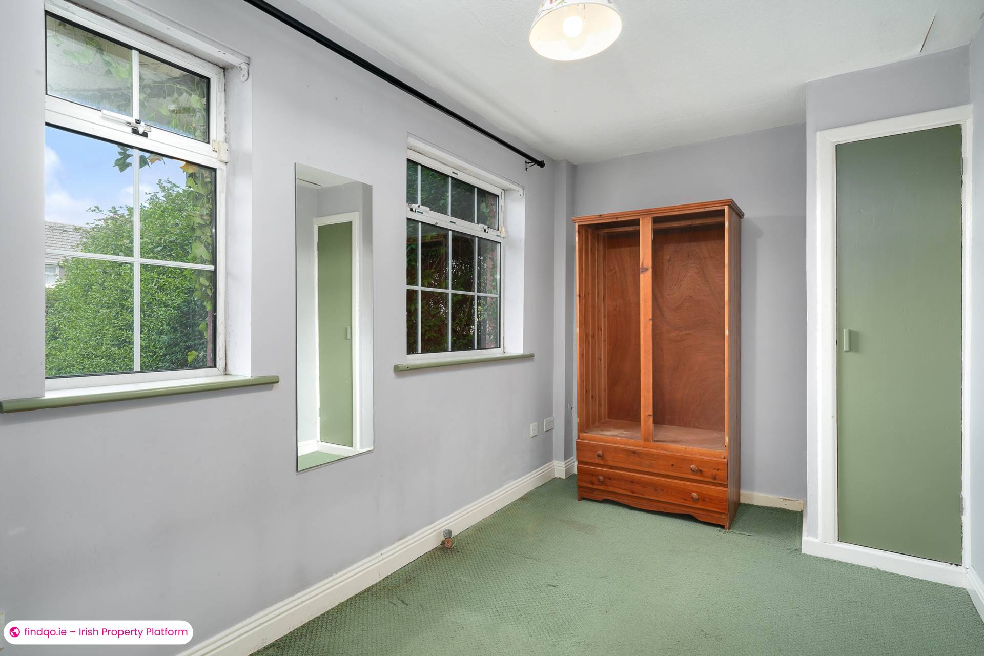 Semi-detached house for Sale in Stillorgan, Dublin (County)