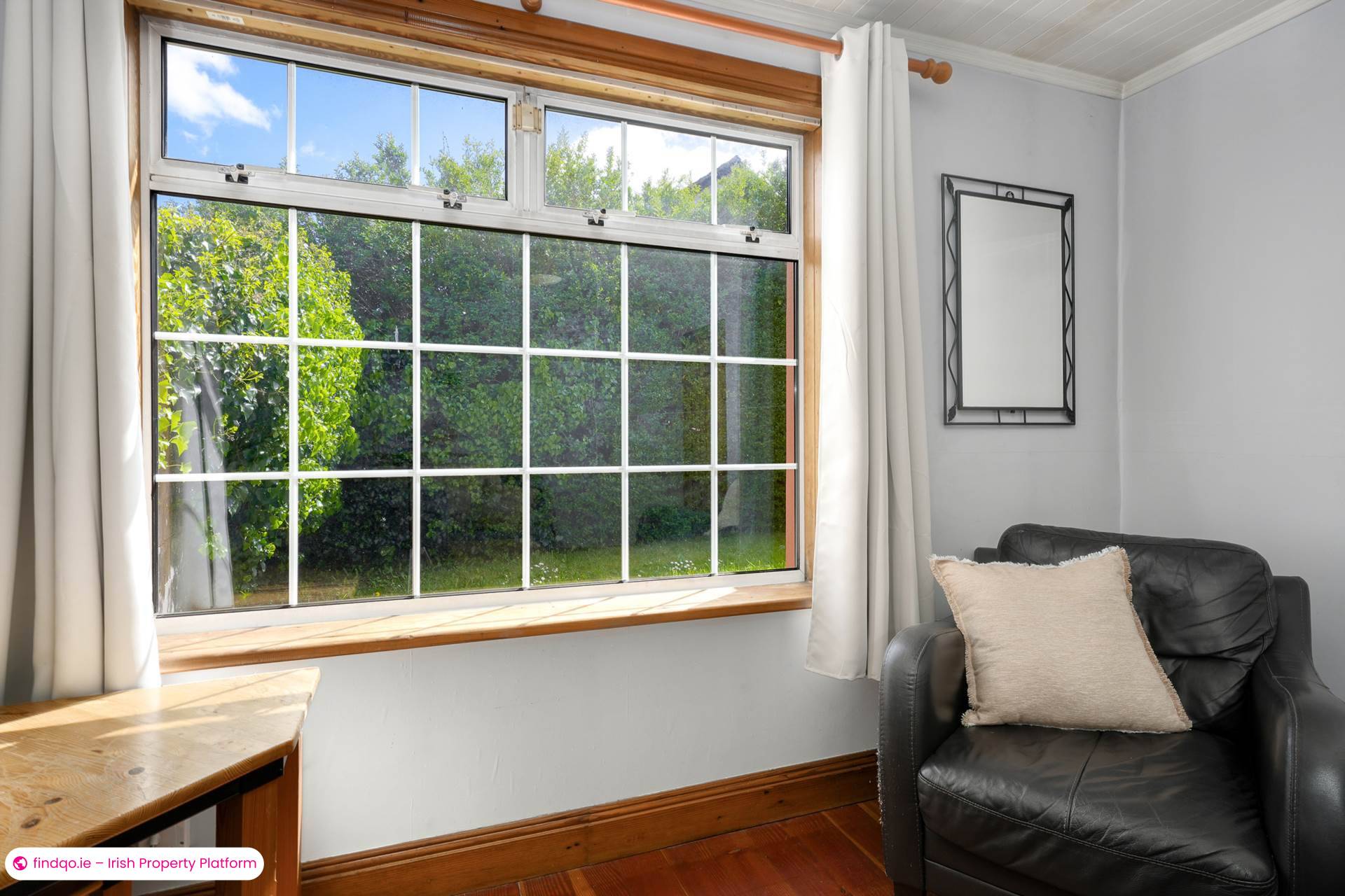 Semi-detached house for Sale in Stillorgan, Dublin (County)