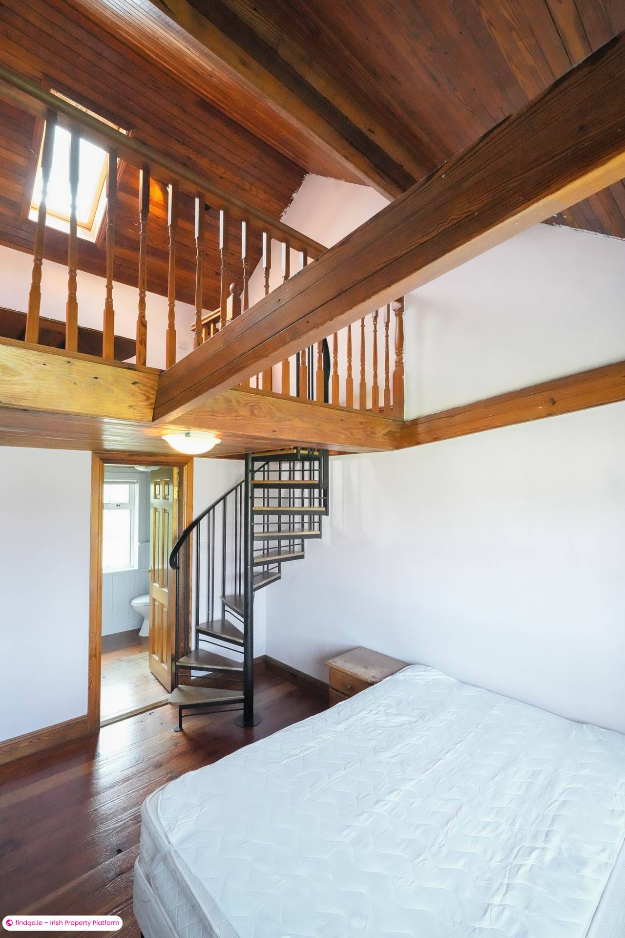 Semi-detached house for Sale in Stillorgan, Dublin (County)