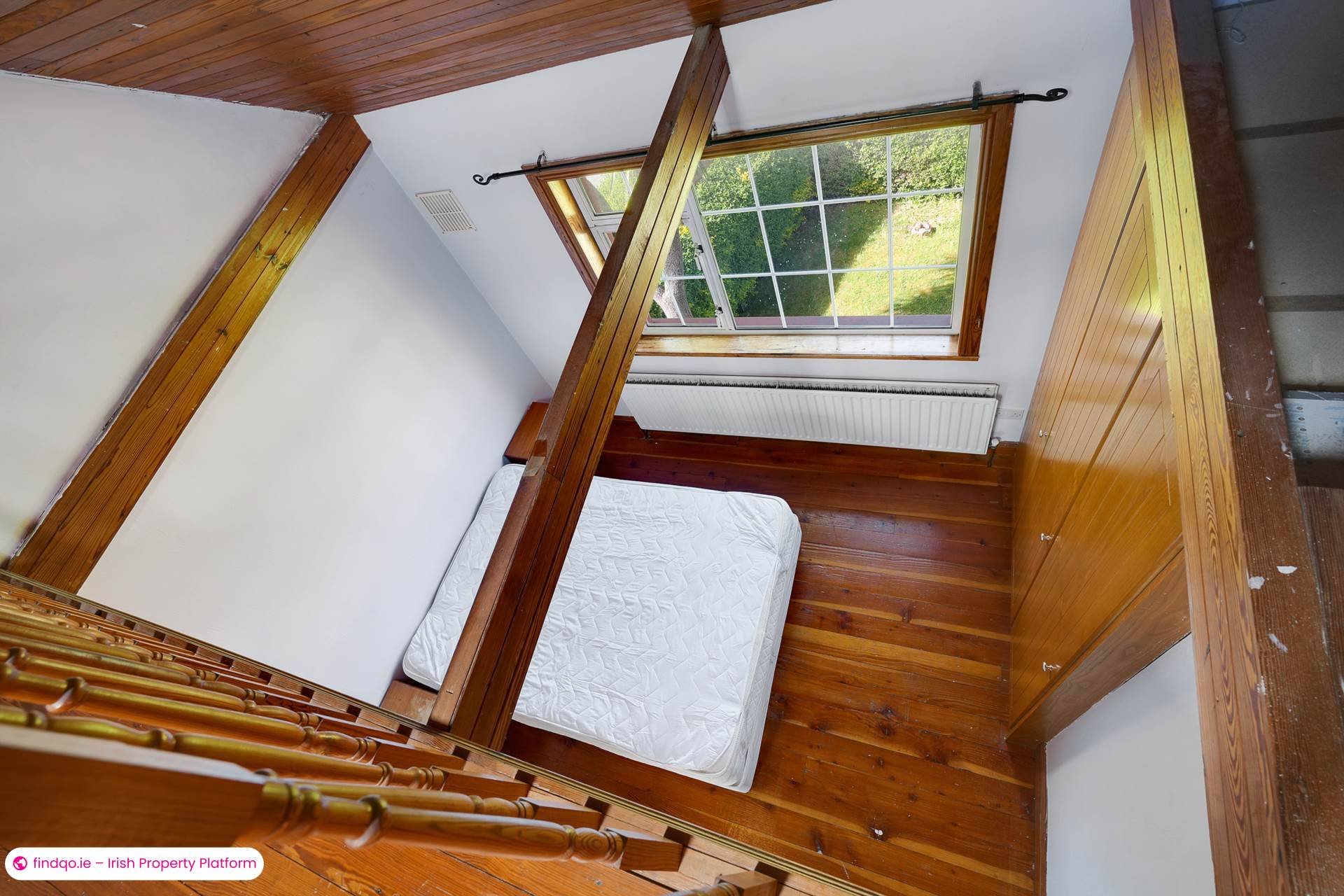 Semi-detached house for Sale in Stillorgan, Dublin (County)