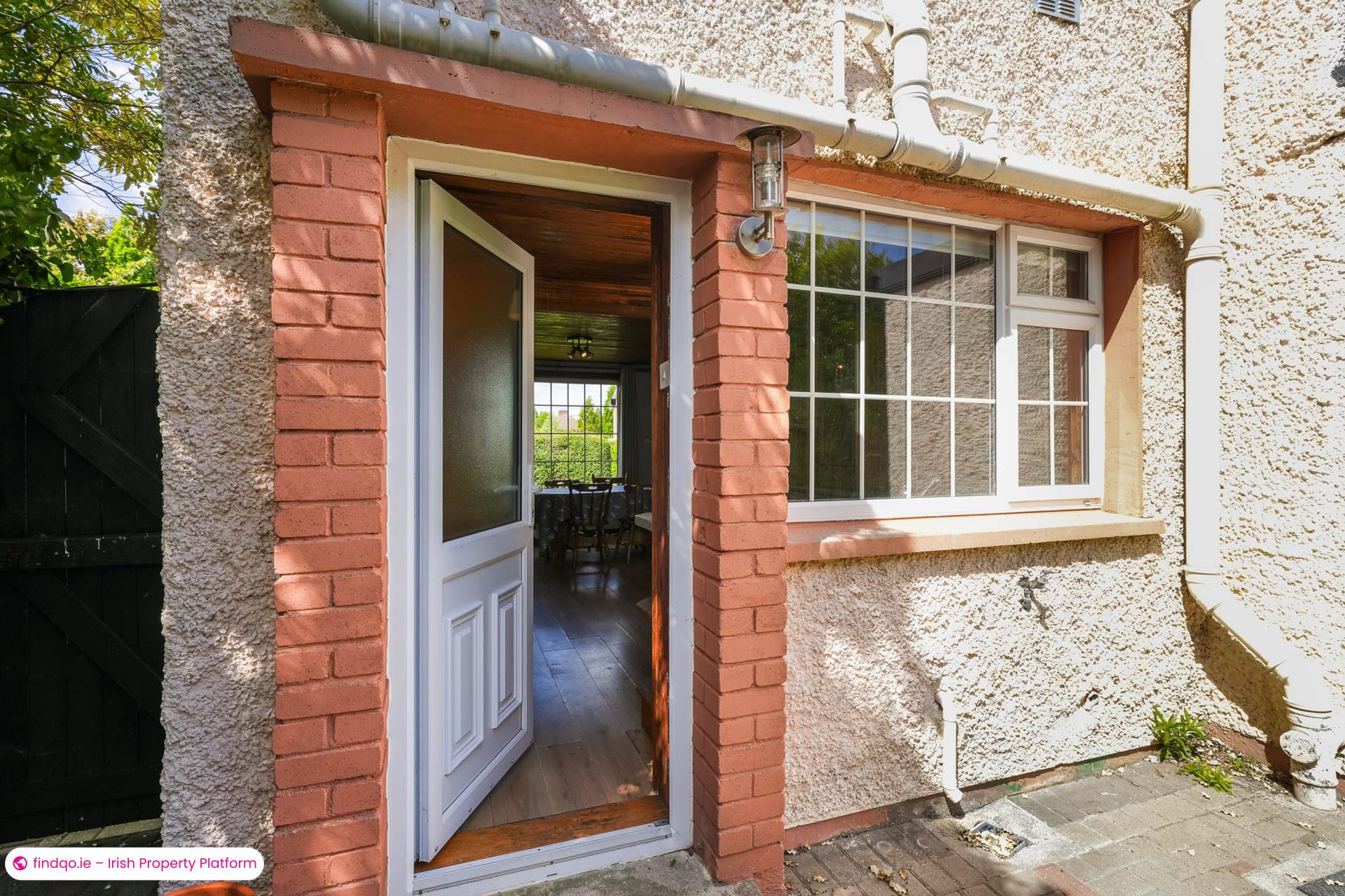 Semi-detached house for Sale in Stillorgan, Dublin (County)