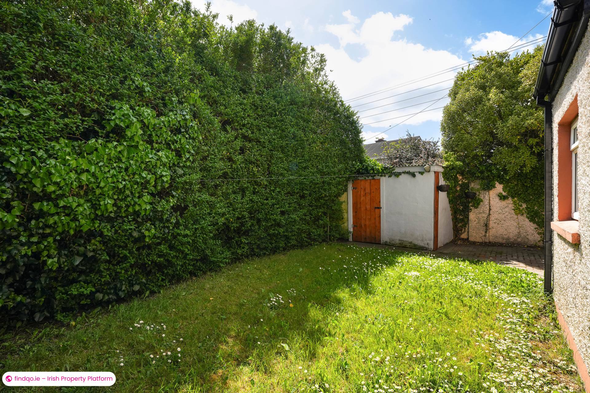 Semi-detached house for Sale in Stillorgan, Dublin (County)